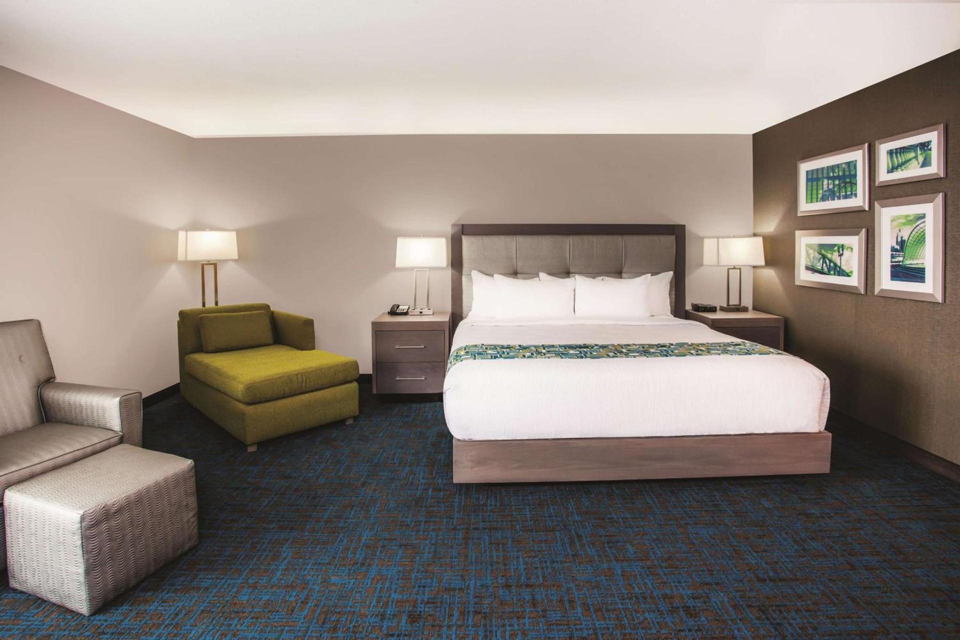 La Quinta by Wyndham St. Paul-Woodbury photo 25