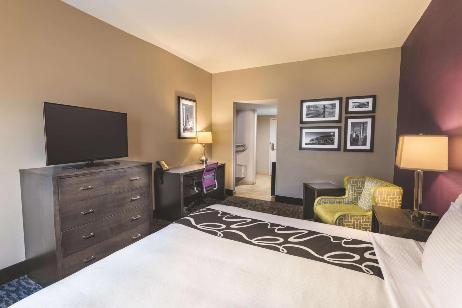 La Quinta by Wyndham Kennesaw photo 42