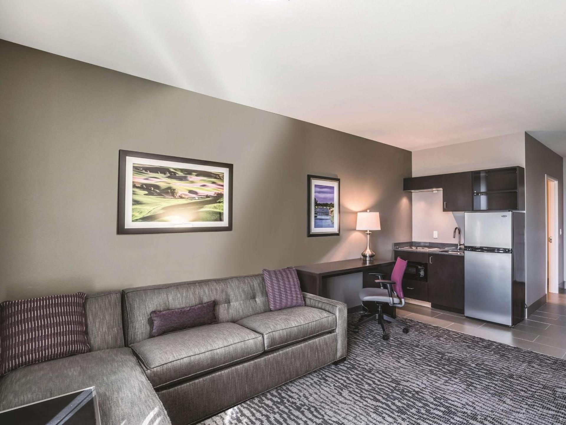 La Quinta Inn & Suites by Wyndham Walla Walla photo 36