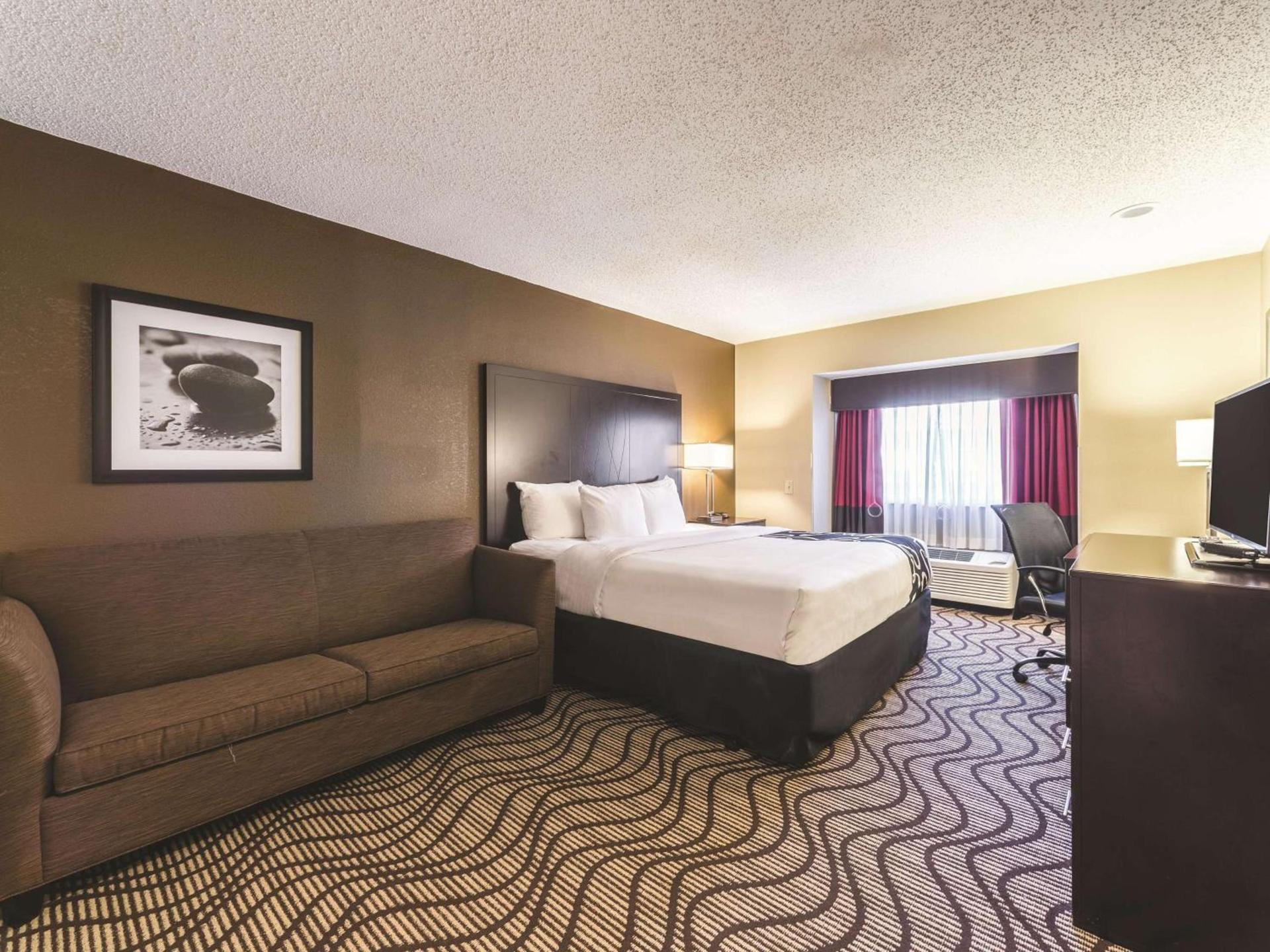 La Quinta by Wyndham Collinsville - St. Louis photo 20