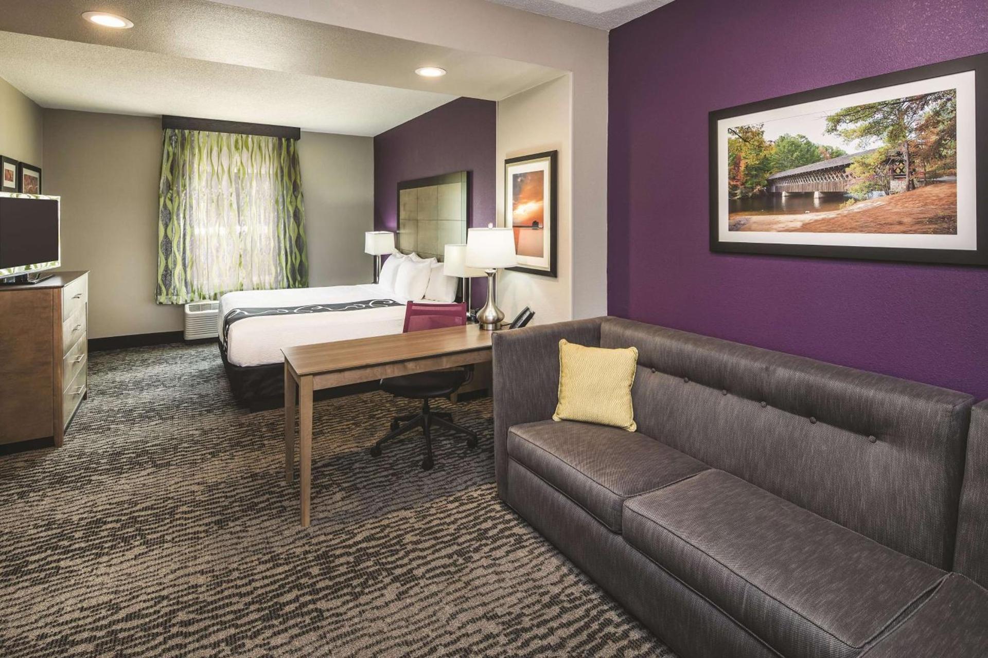 La Quinta by Wyndham Milledgeville photo 19