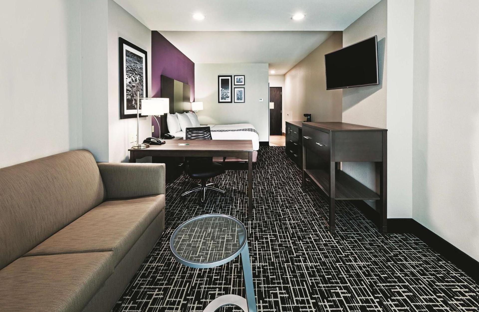 Comfort Inn & Suites photo 21