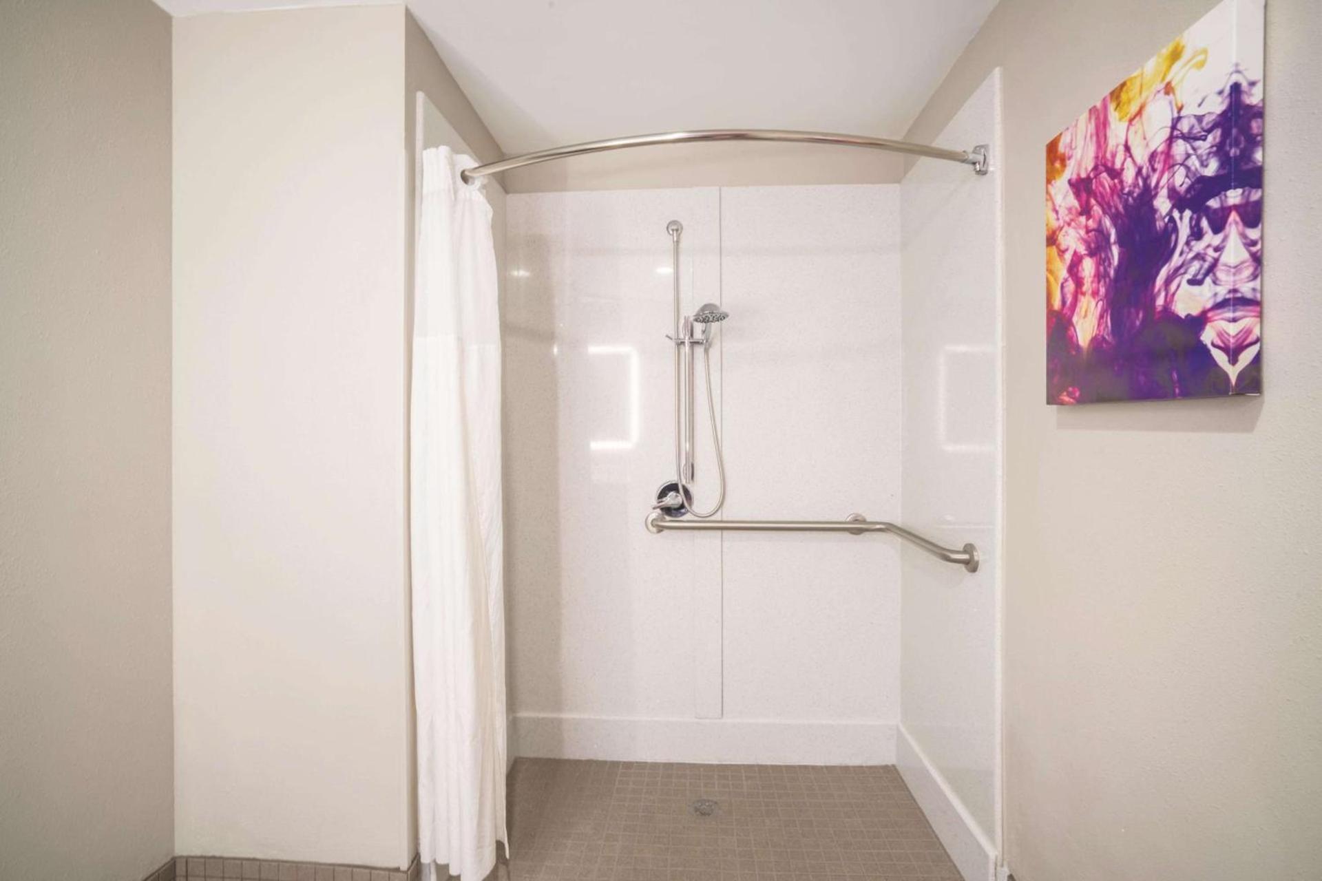 La Quinta by Wyndham Chattanooga North - Hixson photo 17