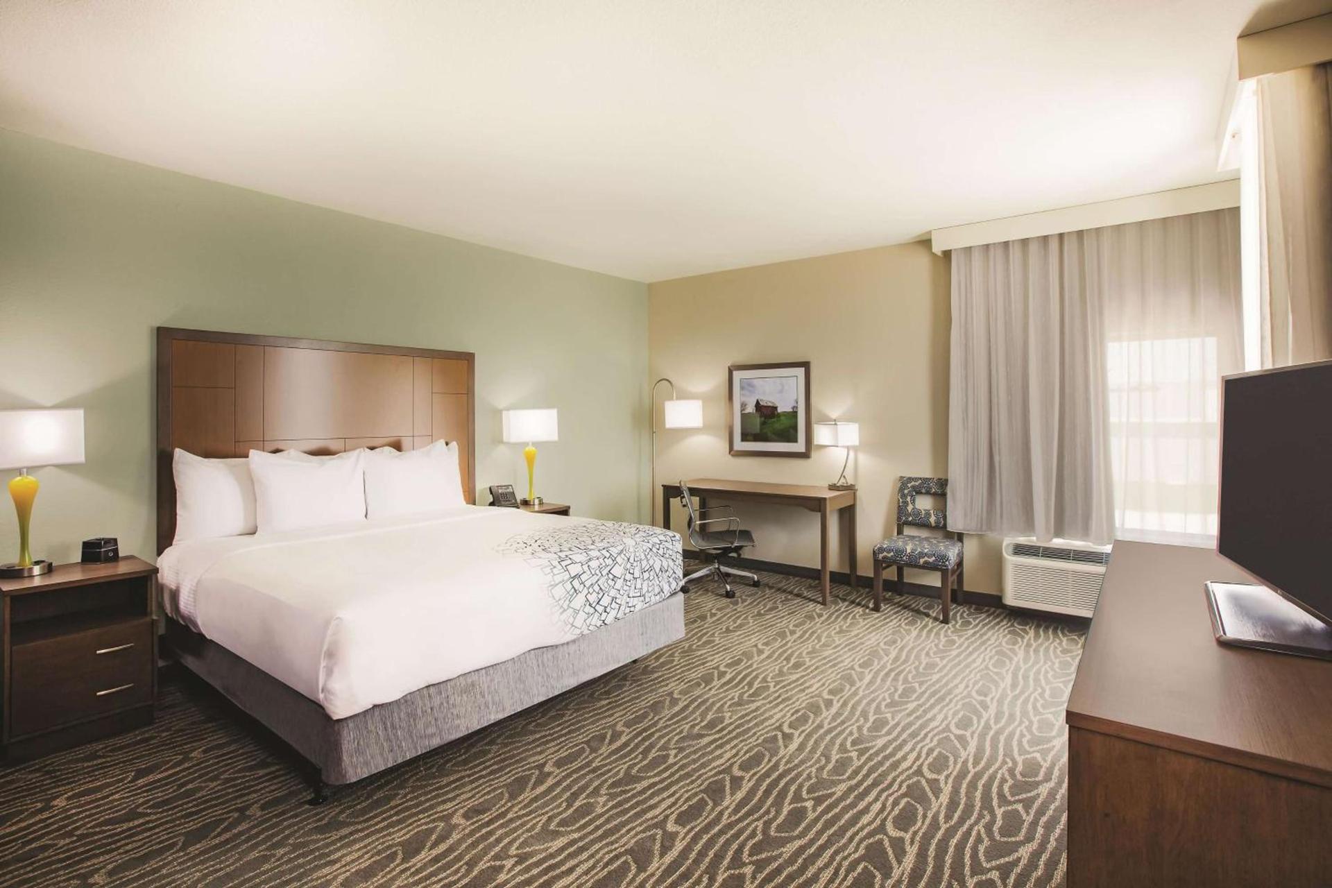 La Quinta by Wyndham Wichita Northeast photo 28