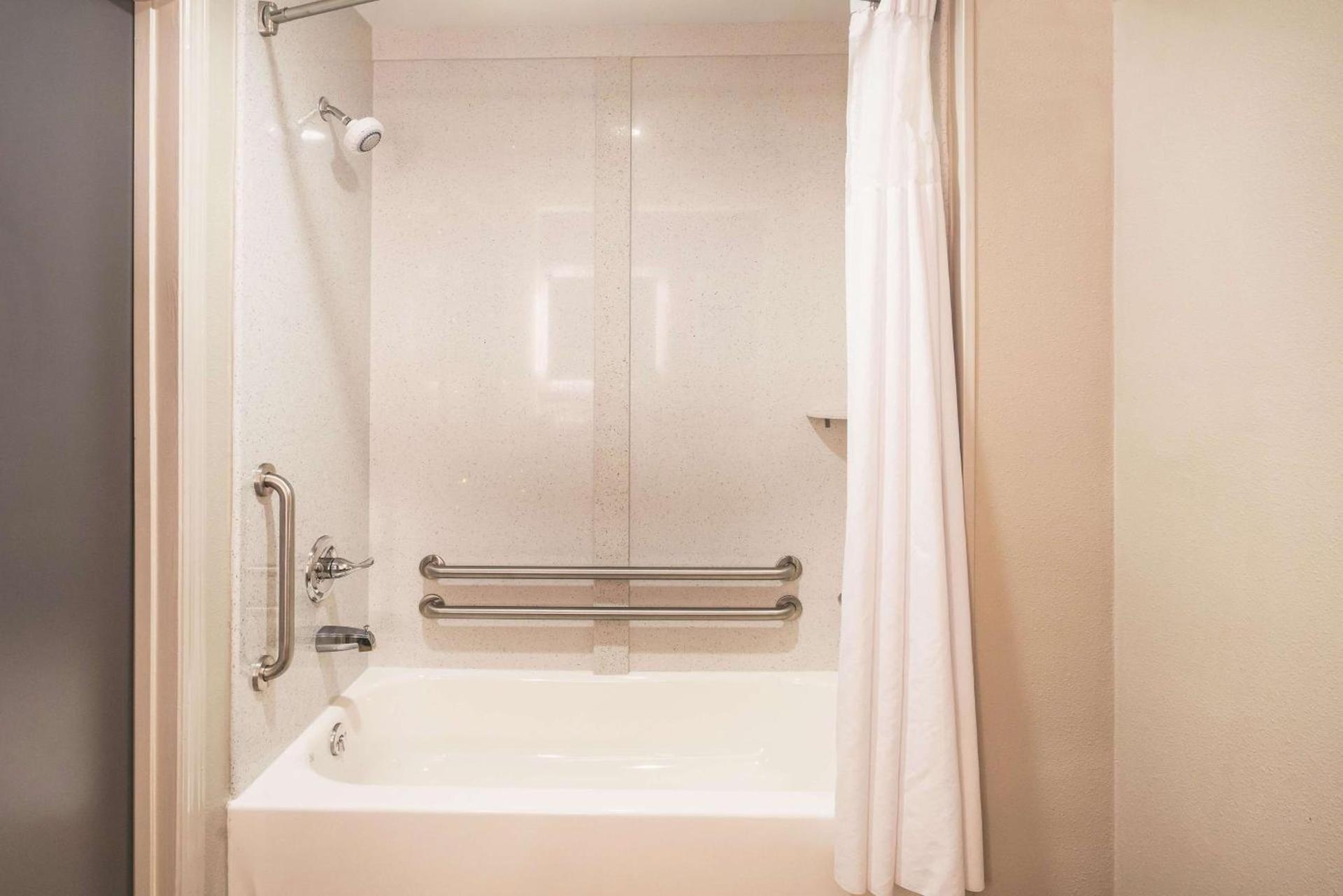 La Quinta by Wyndham Chattanooga-Hamilton Place photo 20