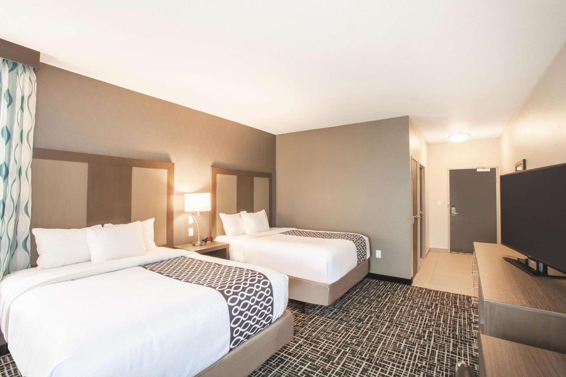 La Quinta by Wyndham San Marcos Outlet Mall photo 15