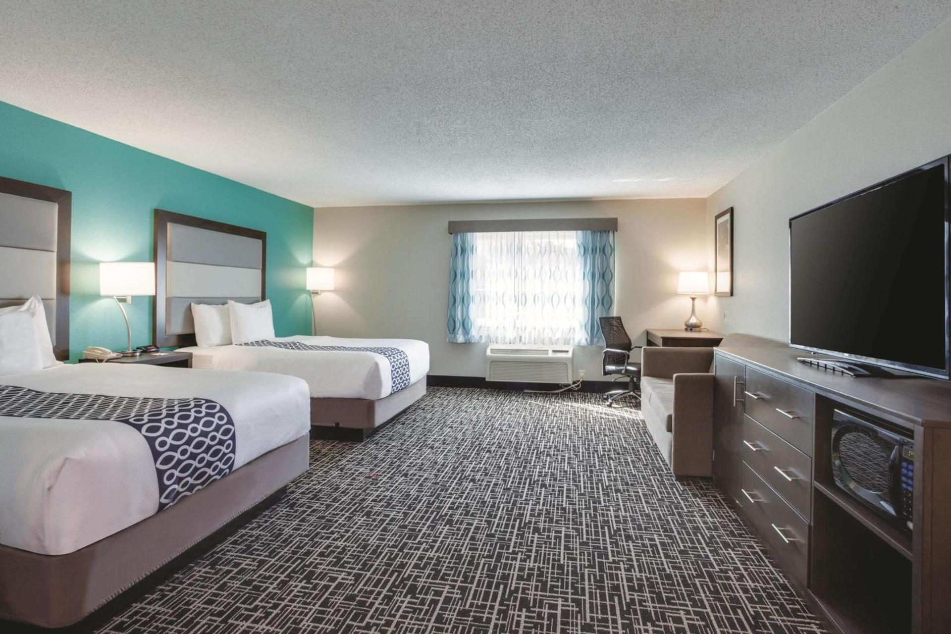 La Quinta by Wyndham Batavia photo 34