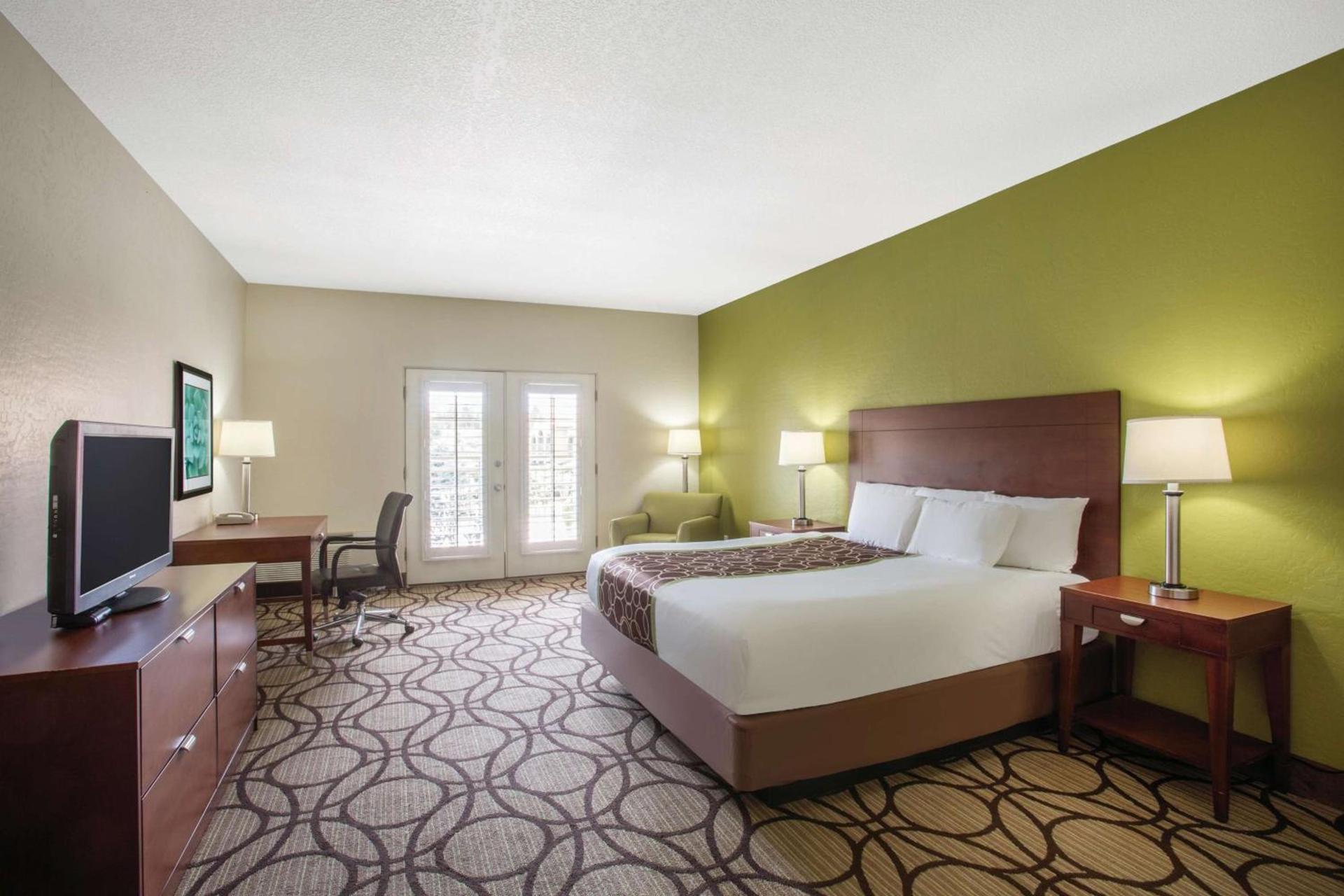 La Quinta by Wyndham Conference Center Prescott photo 31