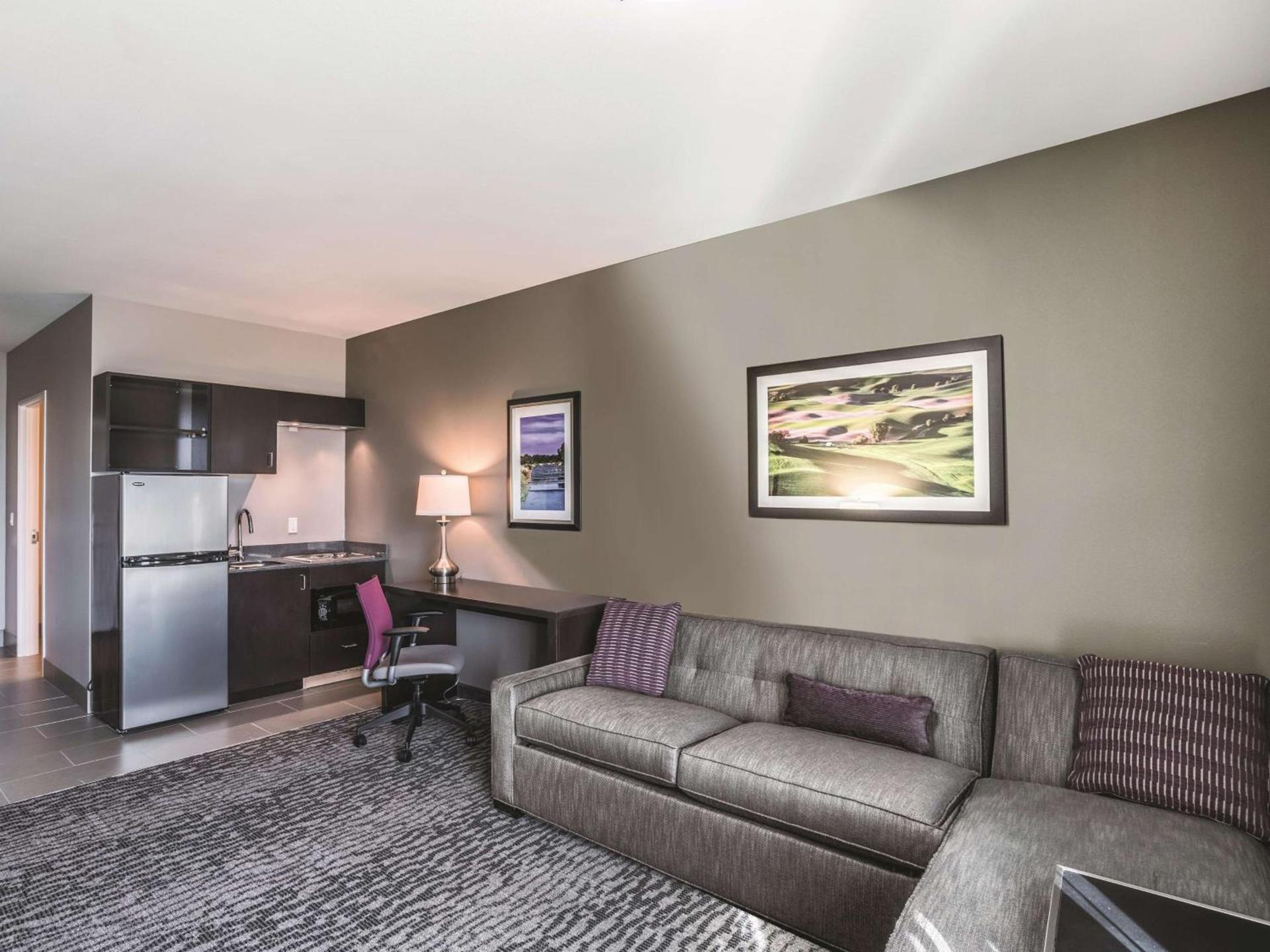 La Quinta Inn & Suites by Wyndham Walla Walla photo 26