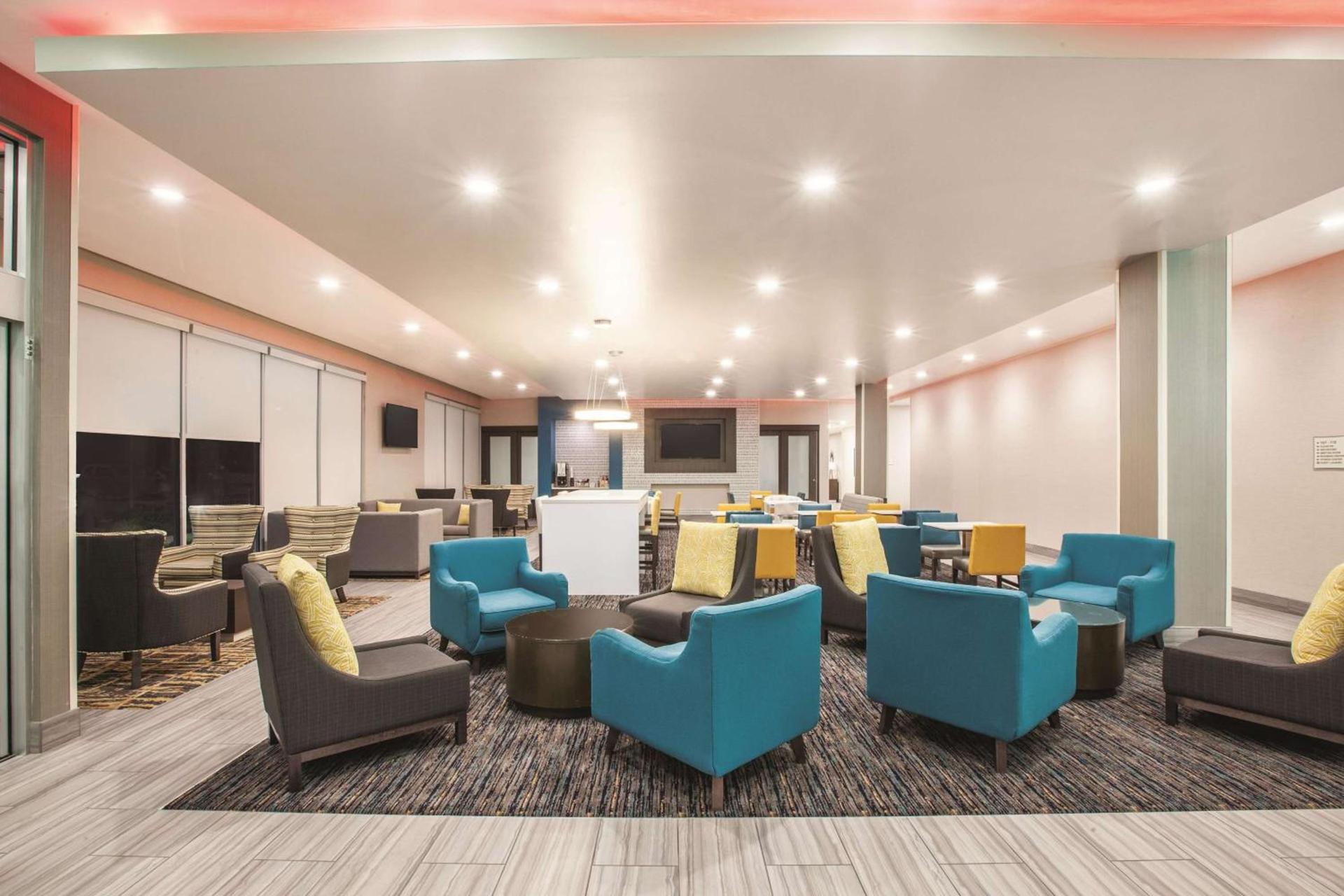 La Quinta by Wyndham Tulsa Broken Arrow photo 4