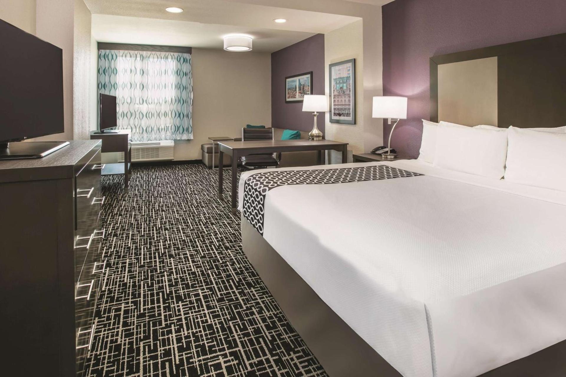 La Quinta by Wyndham Dallas - Richardson photo 14