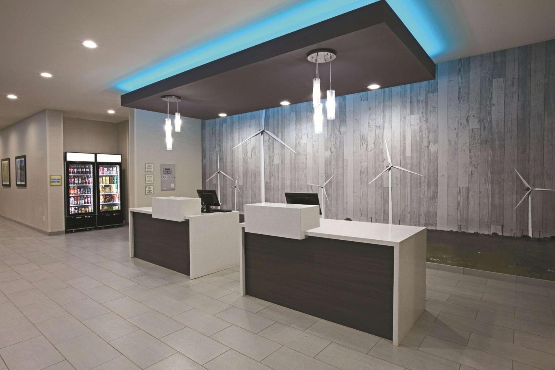 La Quinta by Wyndham Sweetwater East photo 32