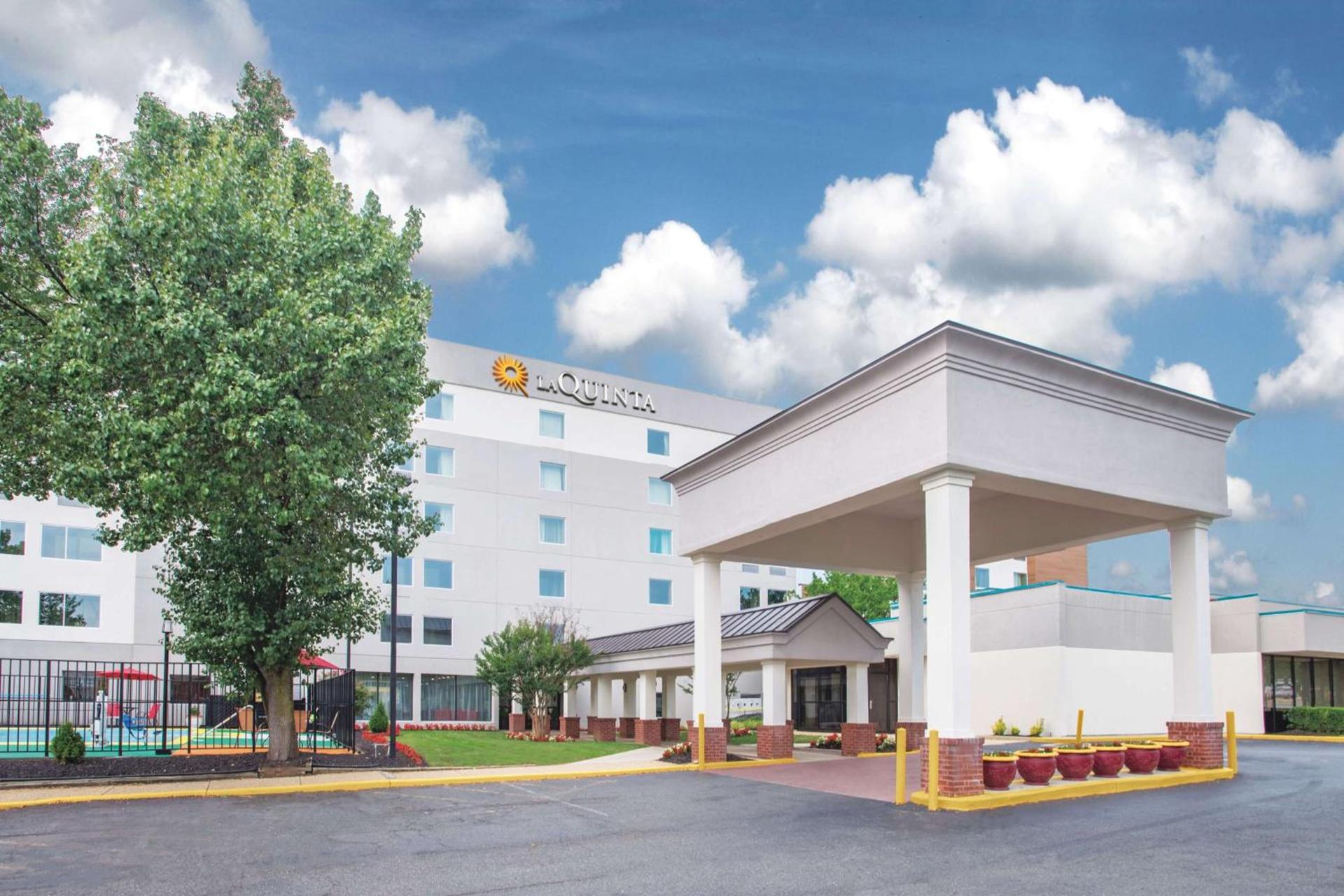 La Quinta Inn & Suites by Wyndham DC Metro Capital Beltway photo 72