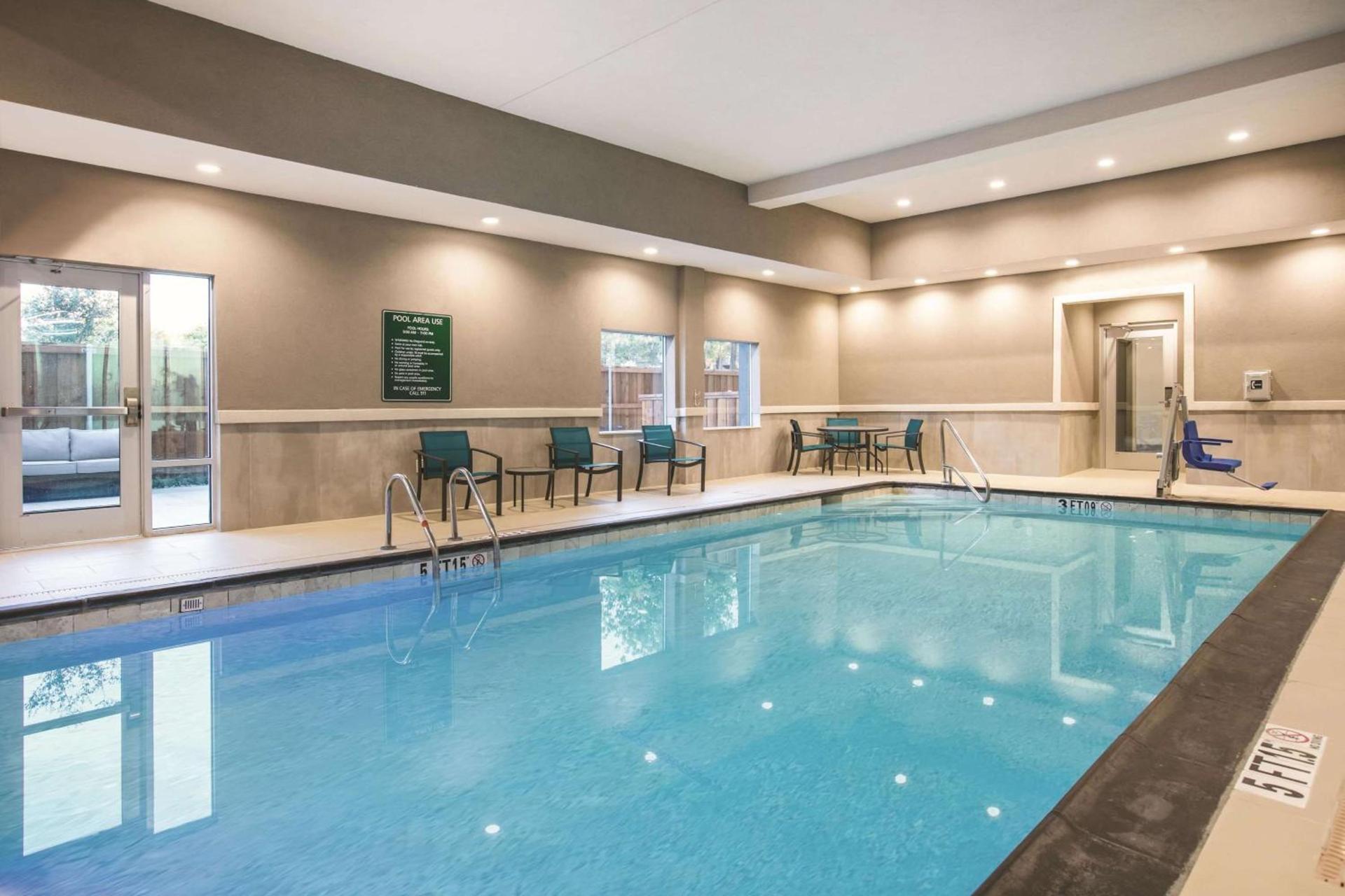 La Quinta by Wyndham Dallas - Richardson photo 19