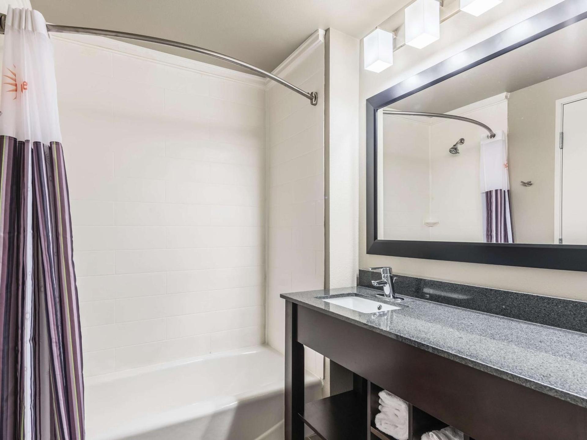 La Quinta Inn & Suites by Wyndham Walla Walla photo 21