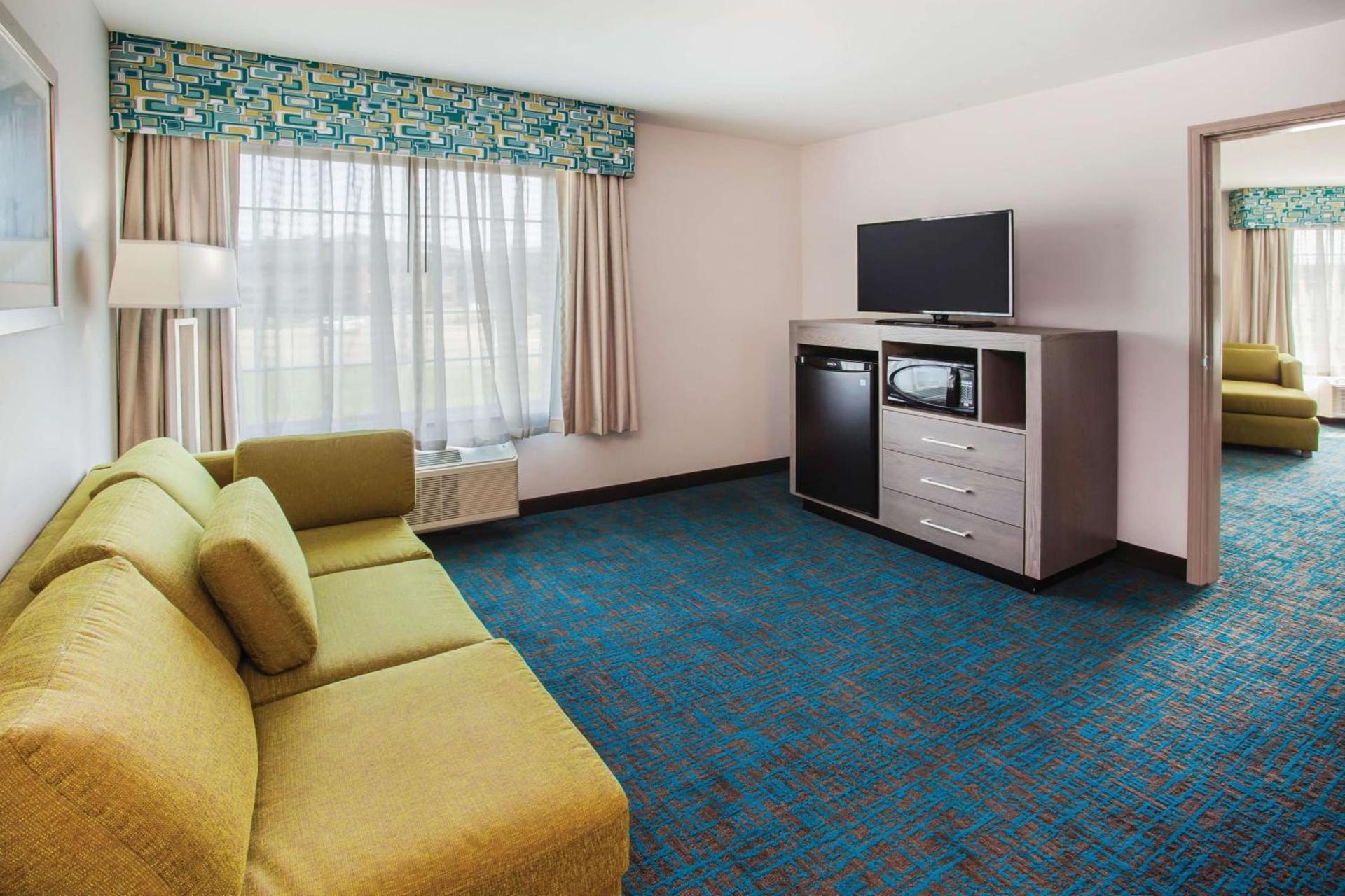 La Quinta by Wyndham St. Paul-Woodbury photo 18