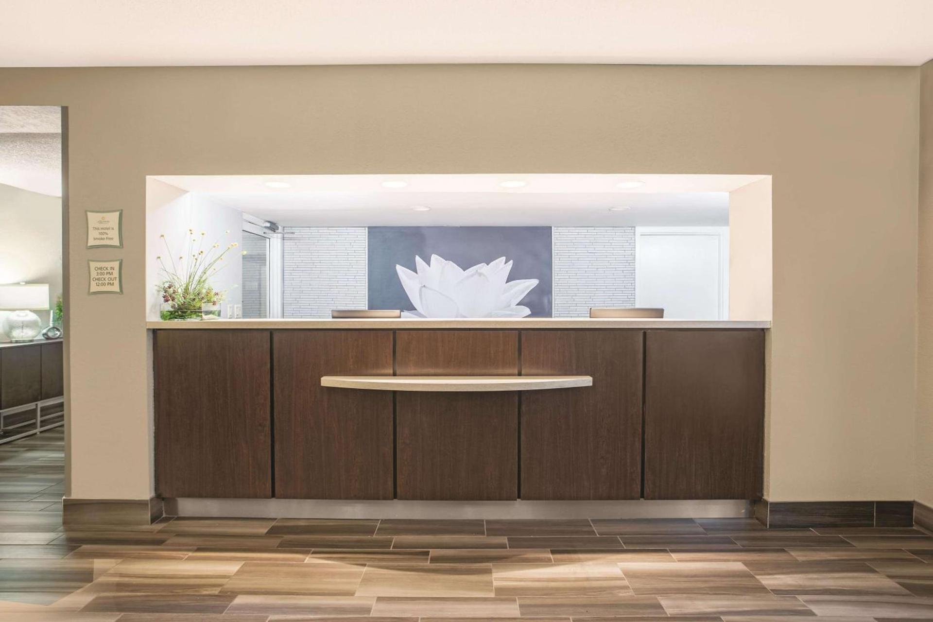 La Quinta by Wyndham Fort Lauderdale Tamarac photo 3