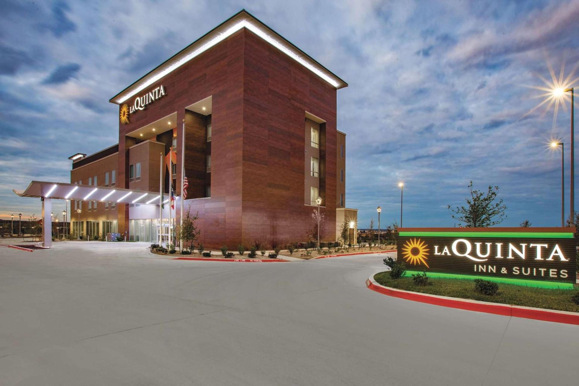La Quinta by Wyndham San Marcos Outlet Mall — hotel in San Marcos