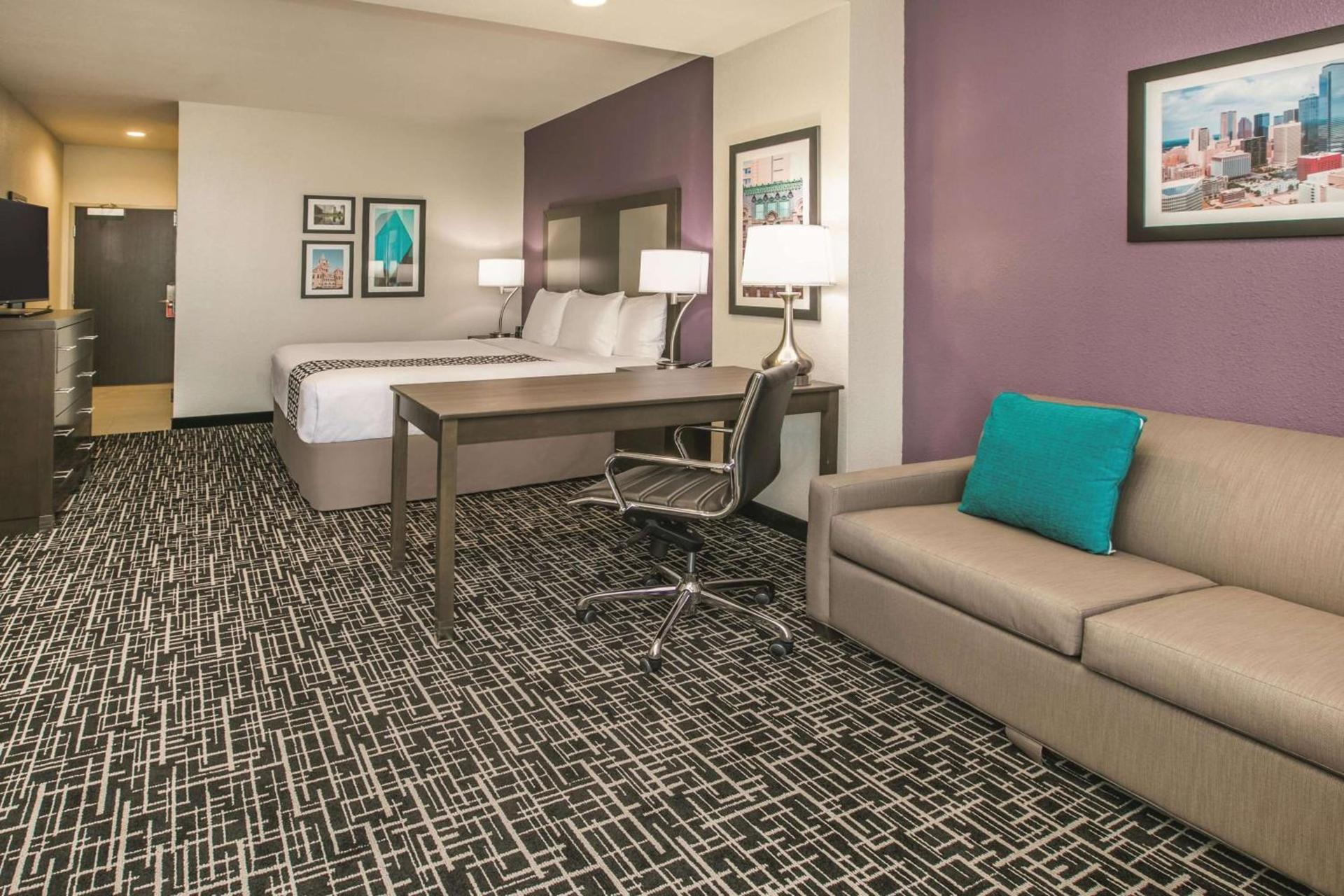 La Quinta by Wyndham Dallas - Richardson photo 24
