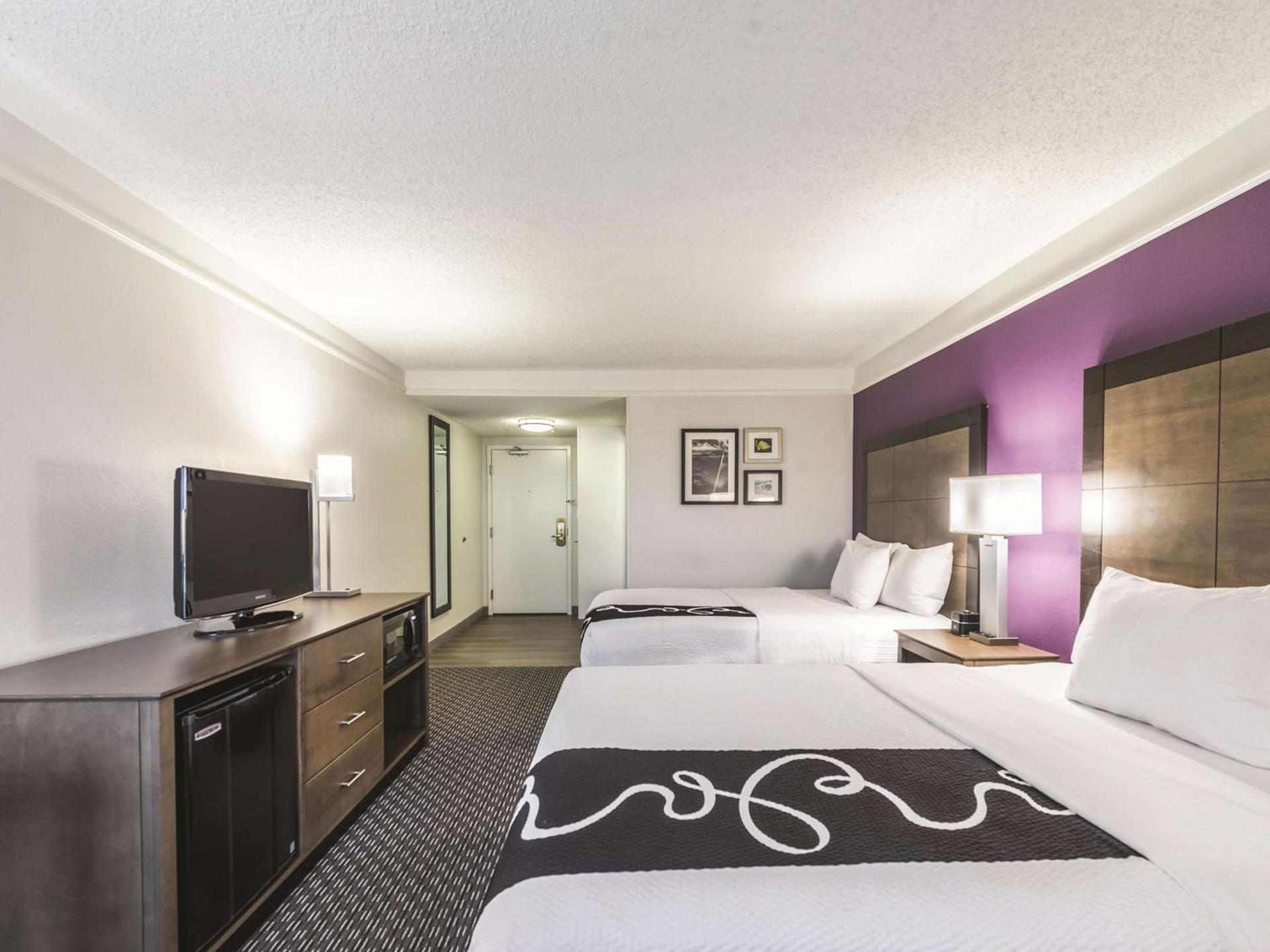La Quinta by Wyndham Cincinnati Sharonville photo 15