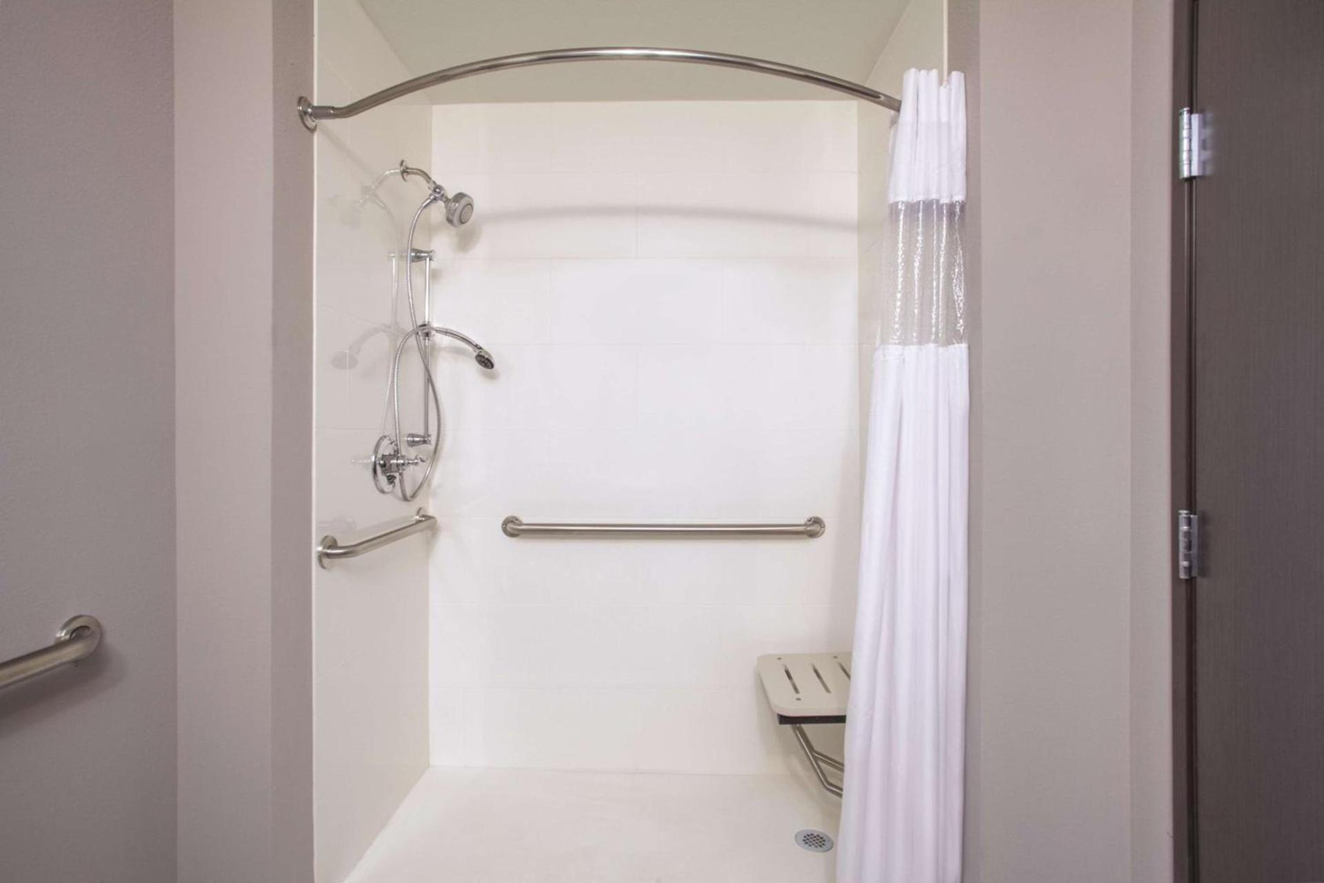 La Quinta by Wyndham Cullman photo 20