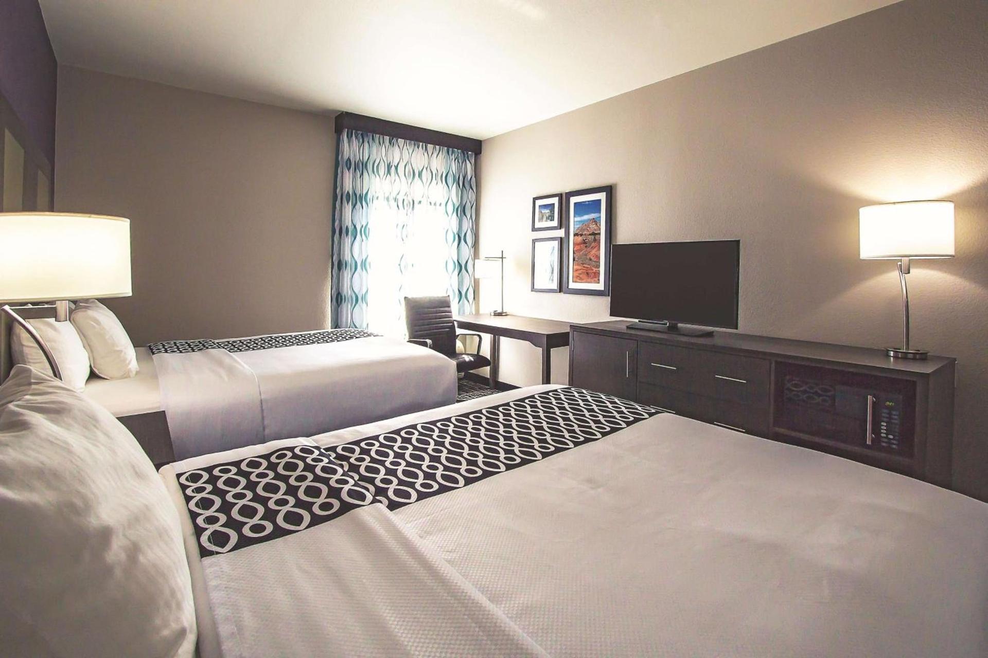 La Quinta by Wyndham Pampa photo 43