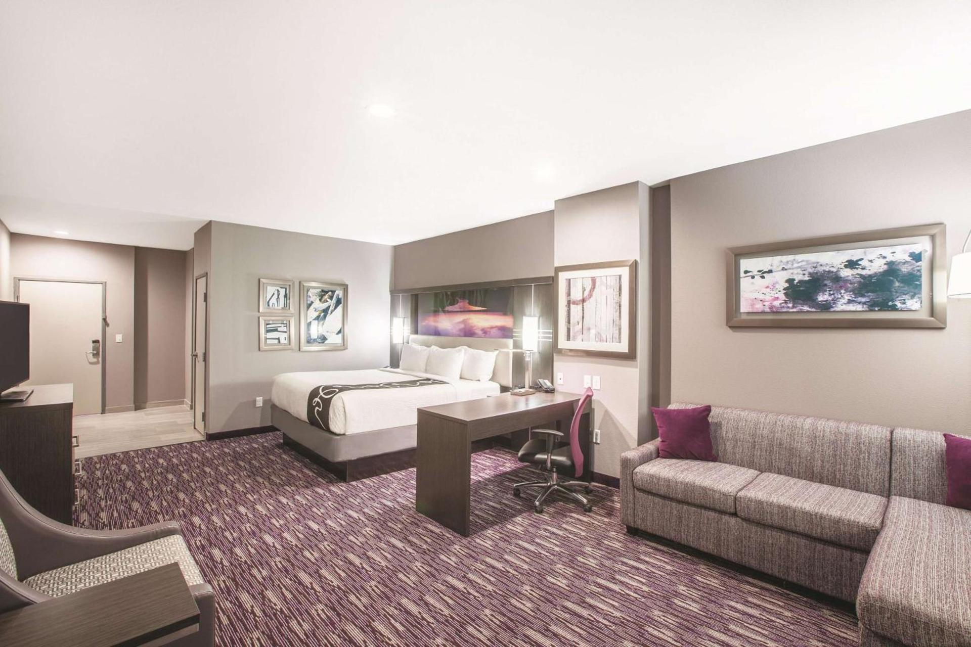 La Quinta by Wyndham Kingsville photo 31