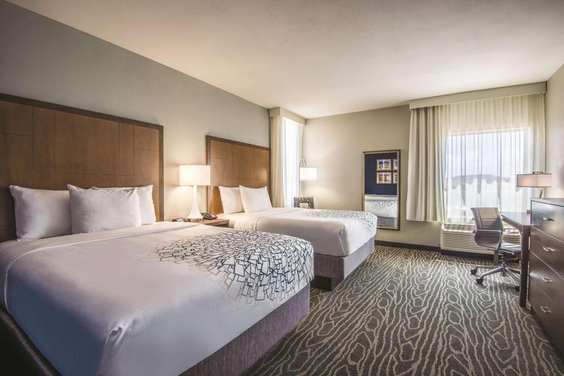 La Quinta by Wyndham Kingman photo 16