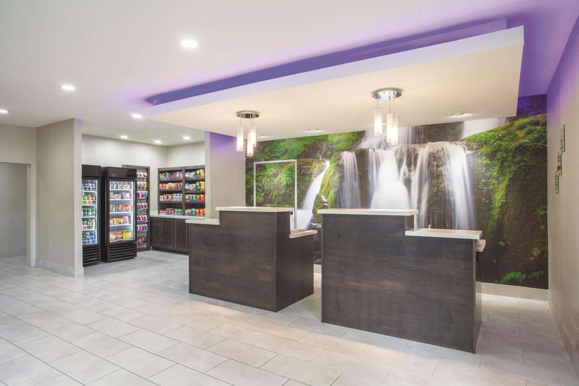 La Quinta by Wyndham Hopkinsville photo 32
