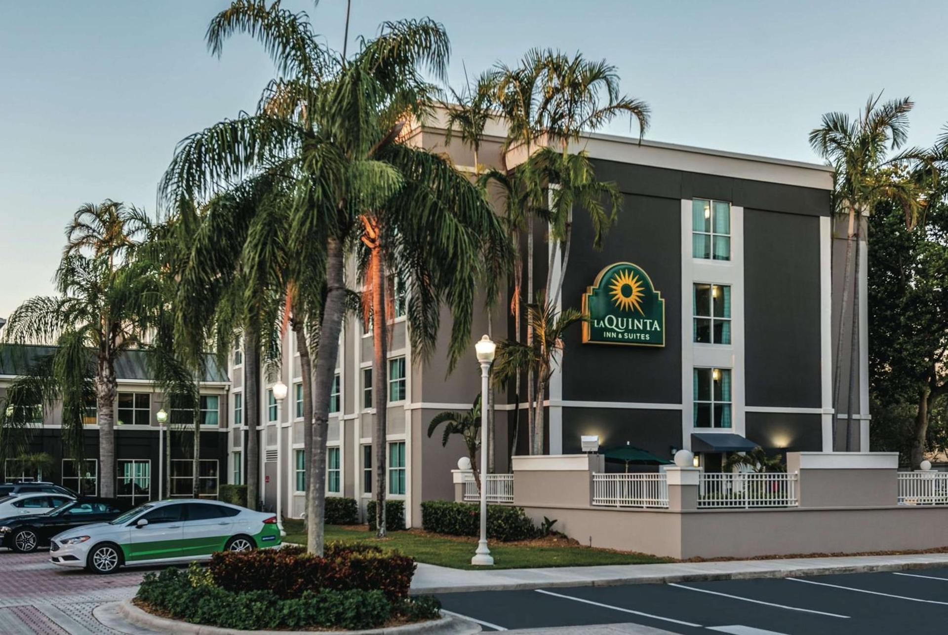 La Quinta by Wyndham Plantation at SW 6th St — hotel in Plantation
