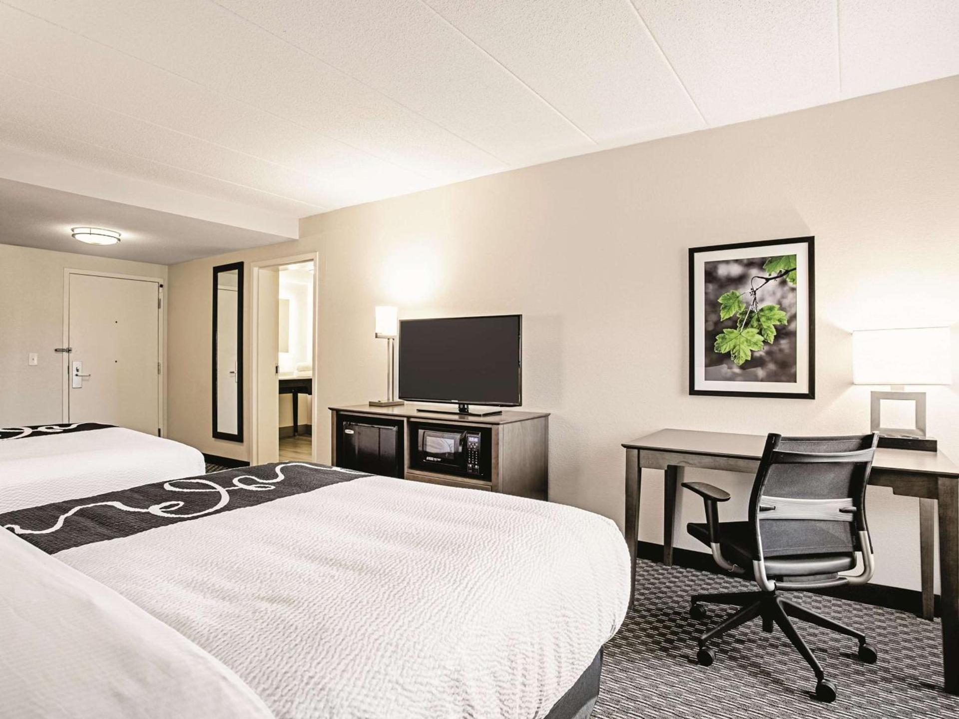 La Quinta by Wyndham Baltimore N / White Marsh photo 18