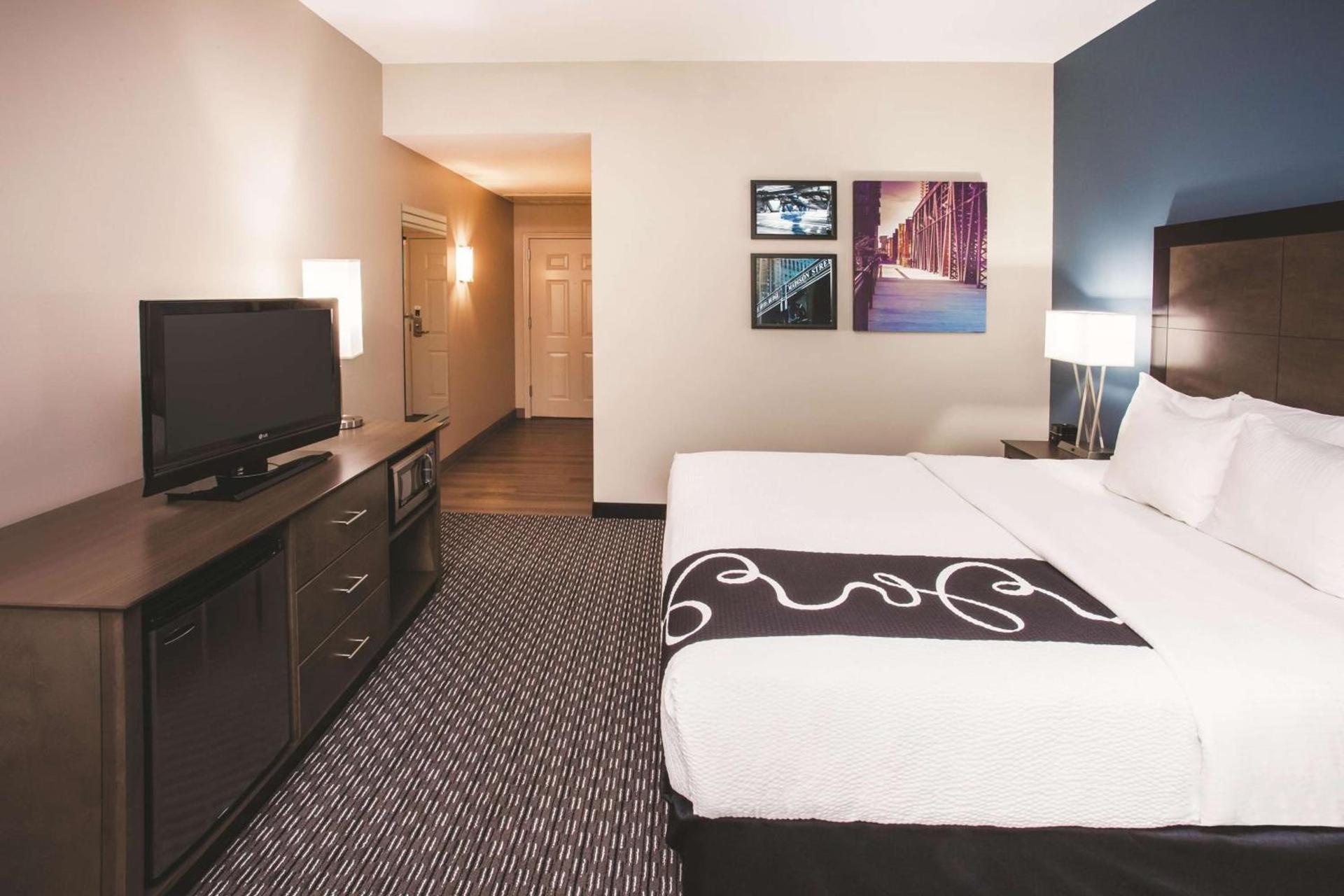 La Quinta Inn & Suites by Wyndham Chicago Downtown photo 23