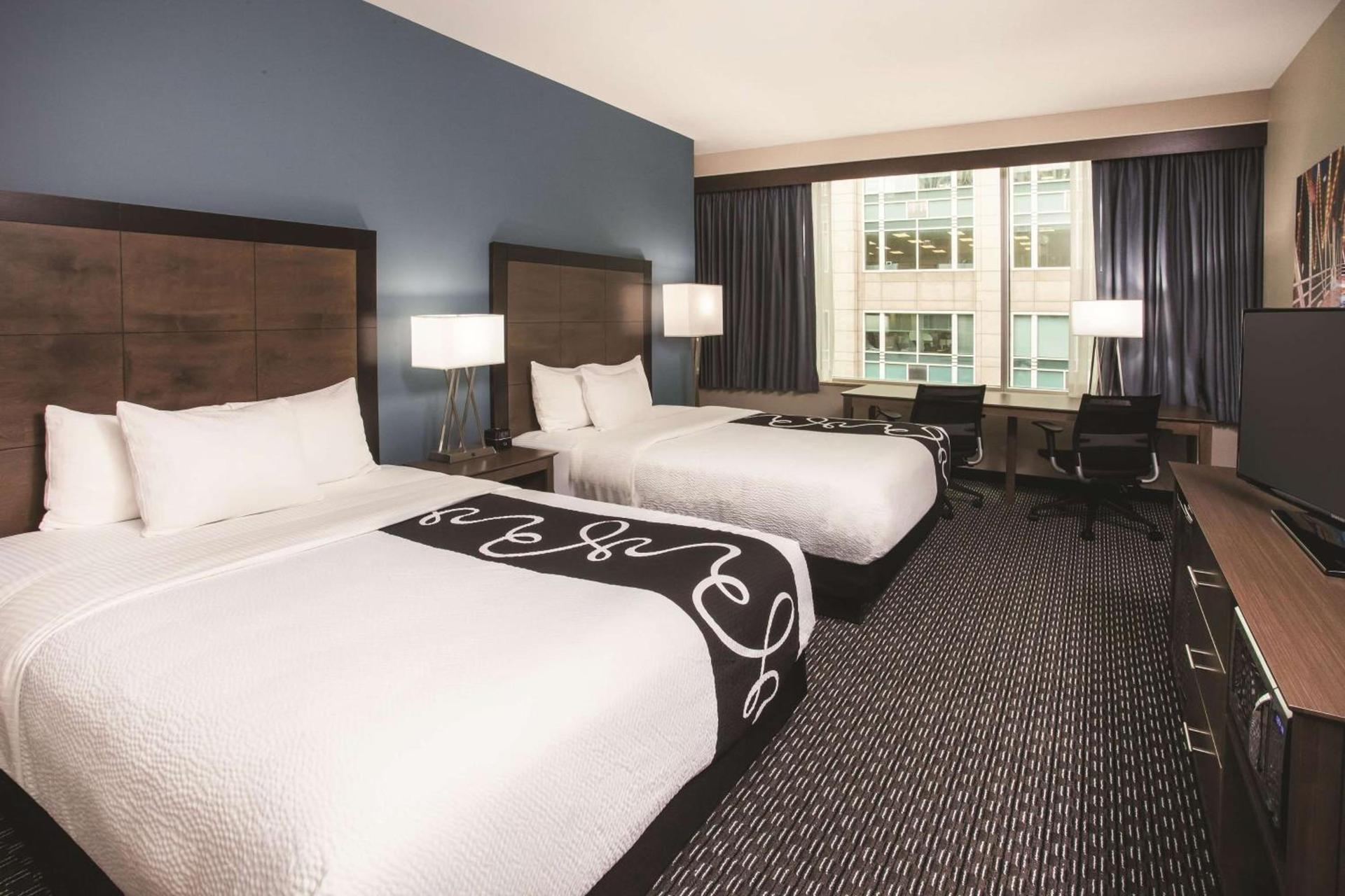 La Quinta Inn & Suites by Wyndham Chicago Downtown photo 12