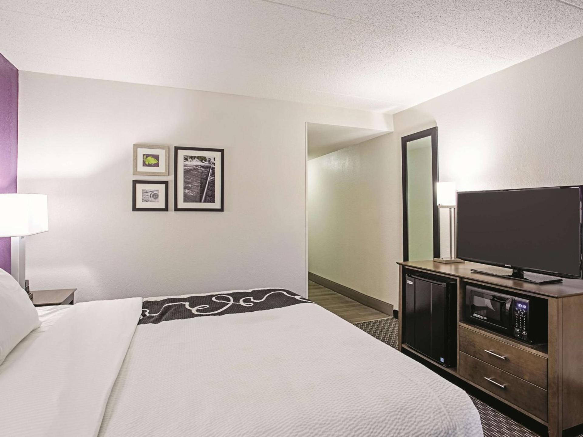 La Quinta by Wyndham Baltimore N / White Marsh photo 15