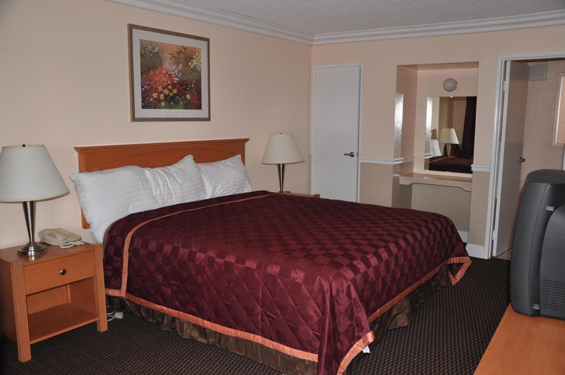 Econo Lodge Oakland Lake Merritt Area photo 7