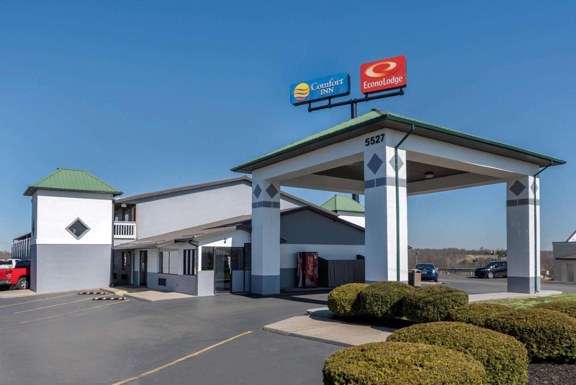 Econo Lodge Lexington Southeast photo 1