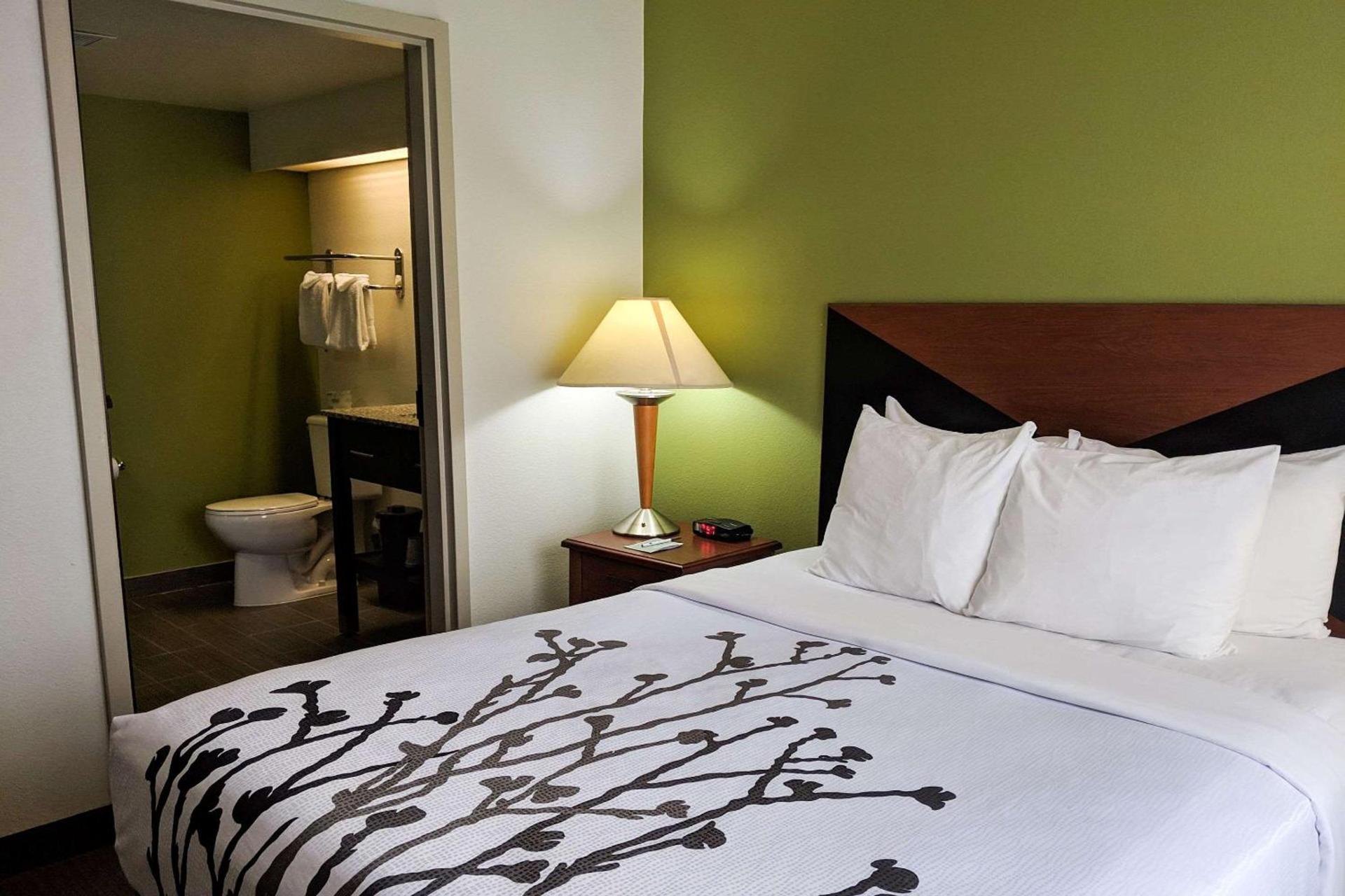 Sleep Inn Woodbridge - Potomac Mills photo 9