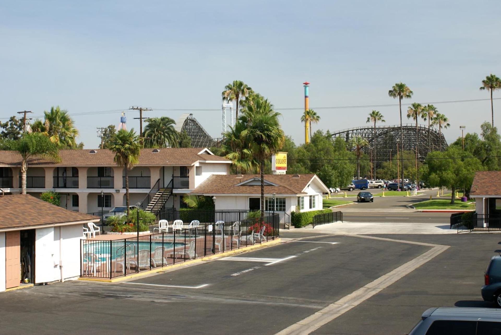 Colony Inn photo 14