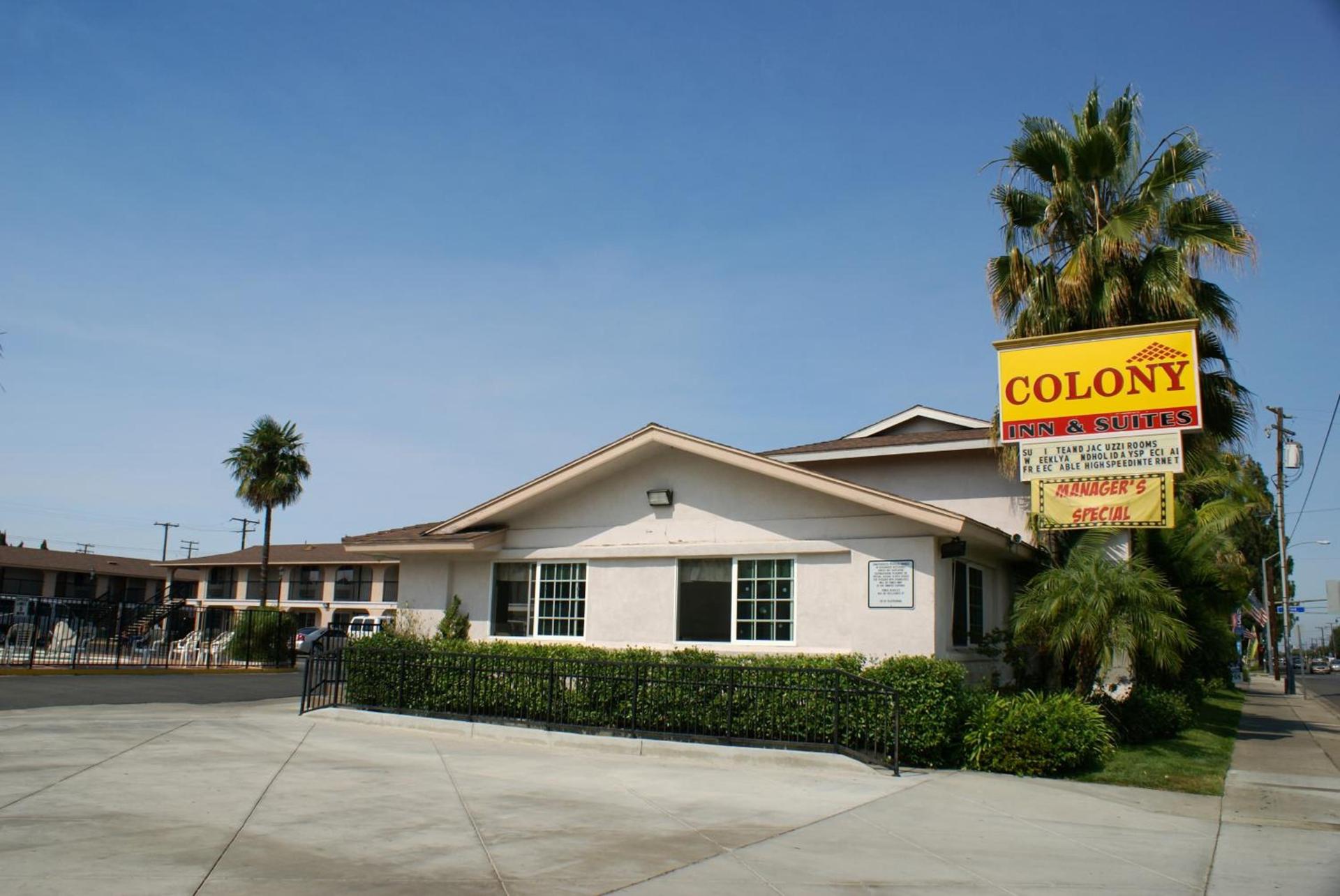 Colony Inn photo 16