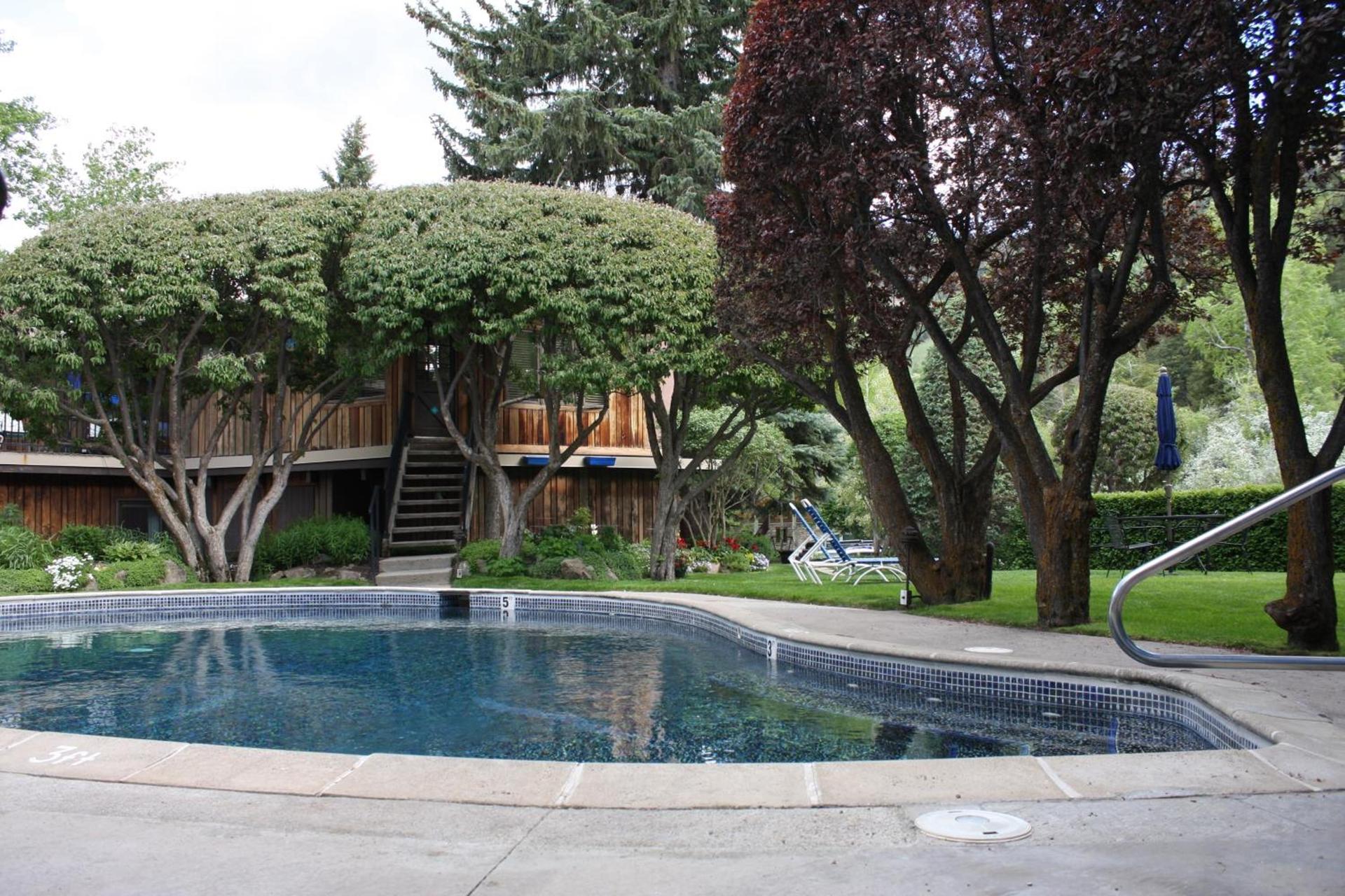 St Moritz Lodge and Condominiums photo 66