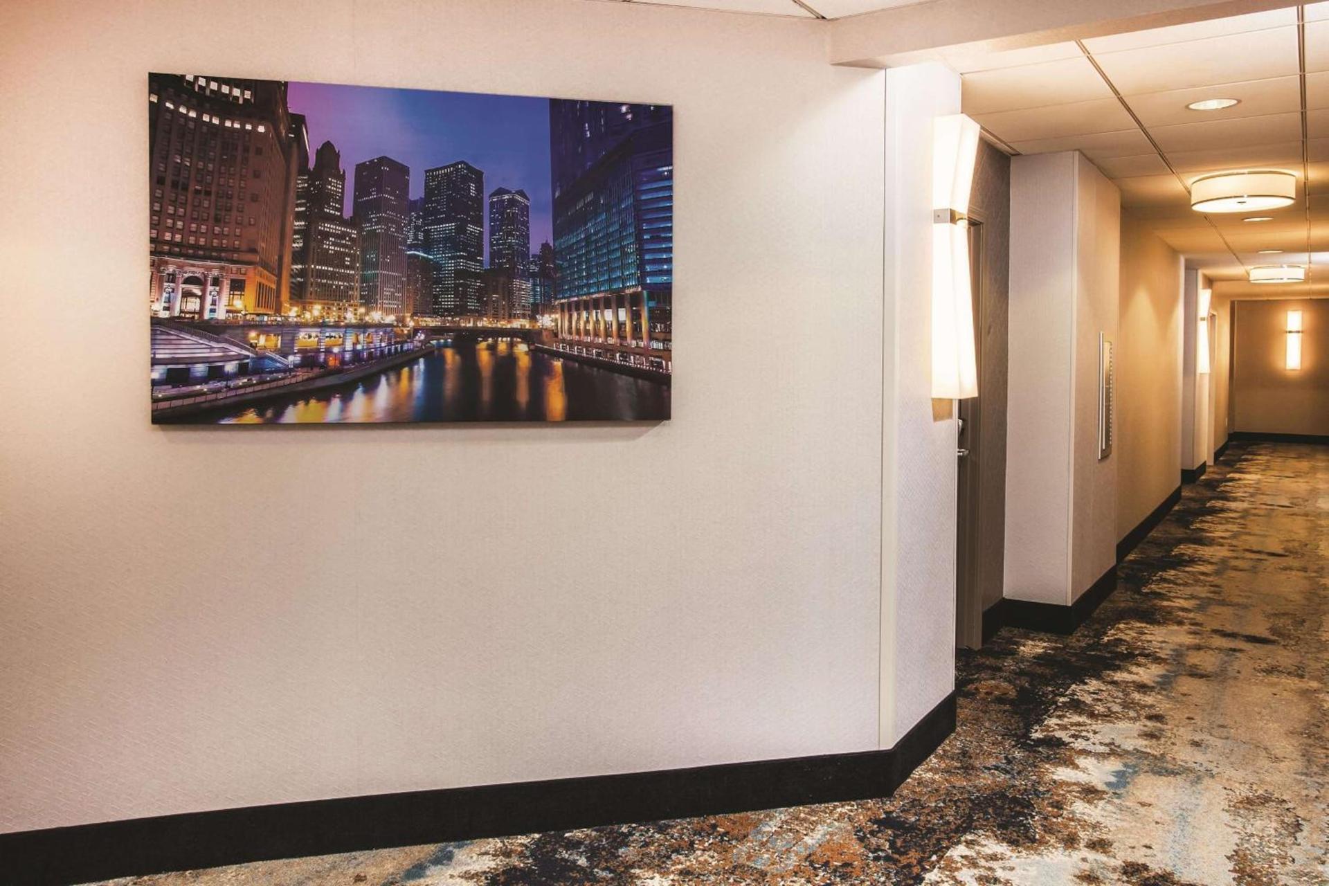 La Quinta Inn & Suites by Wyndham Chicago Downtown photo 57