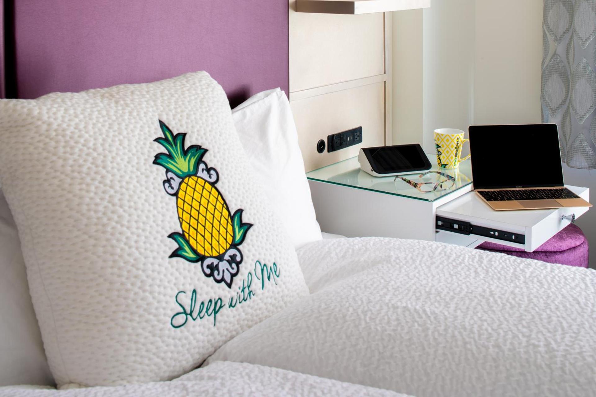 Staypineapple, An Artful Hotel, Midtown New York photo 34