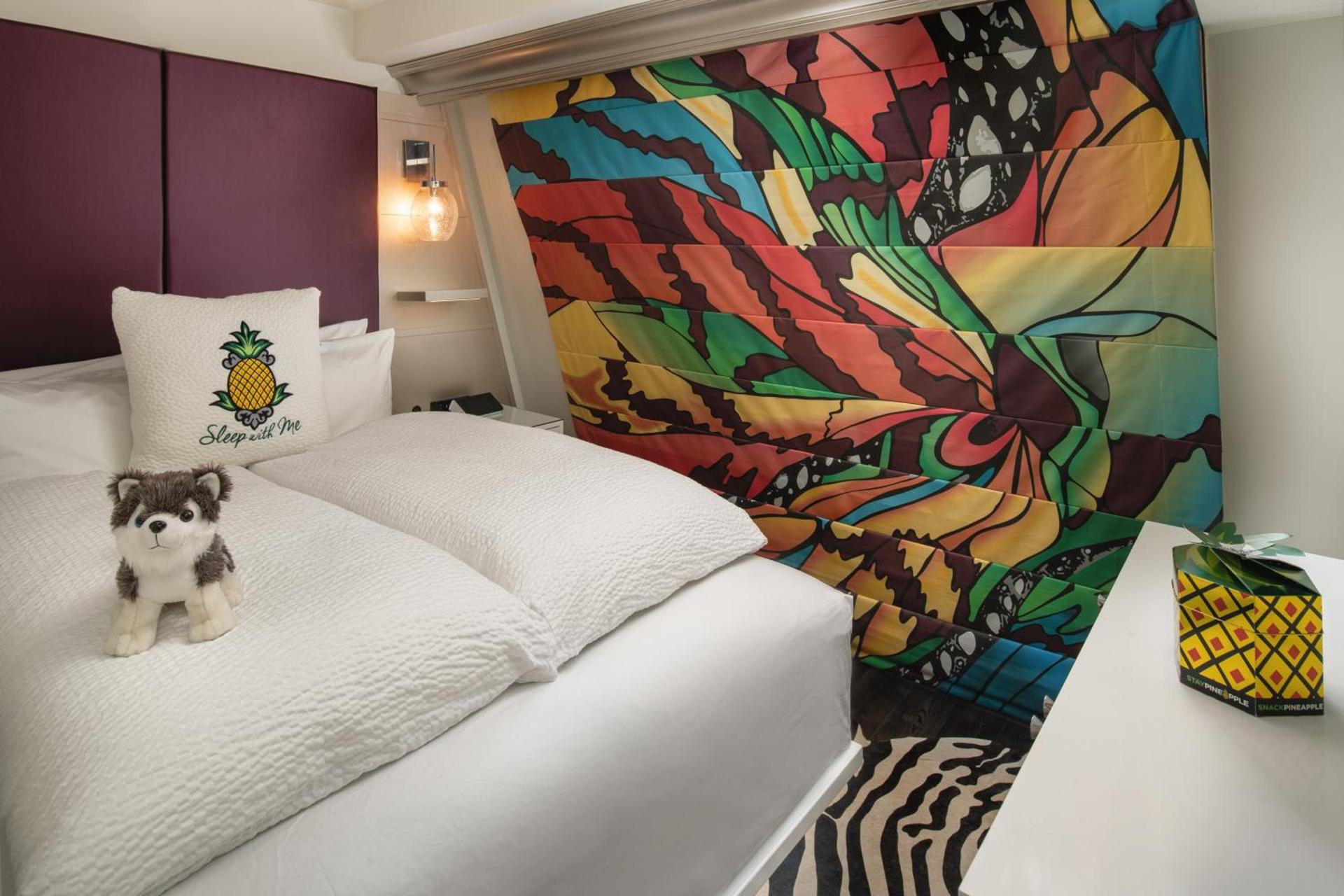 Staypineapple, An Artful Hotel, Midtown New York photo 46