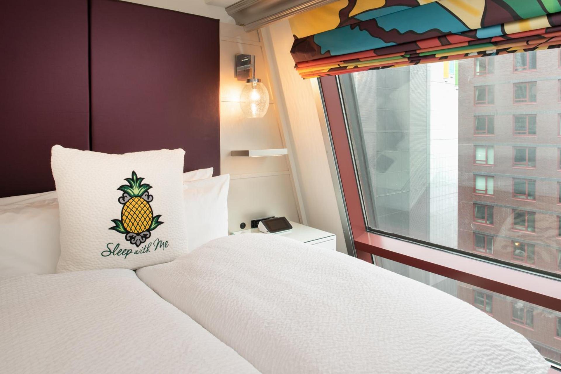 Staypineapple, An Artful Hotel, Midtown New York photo 47
