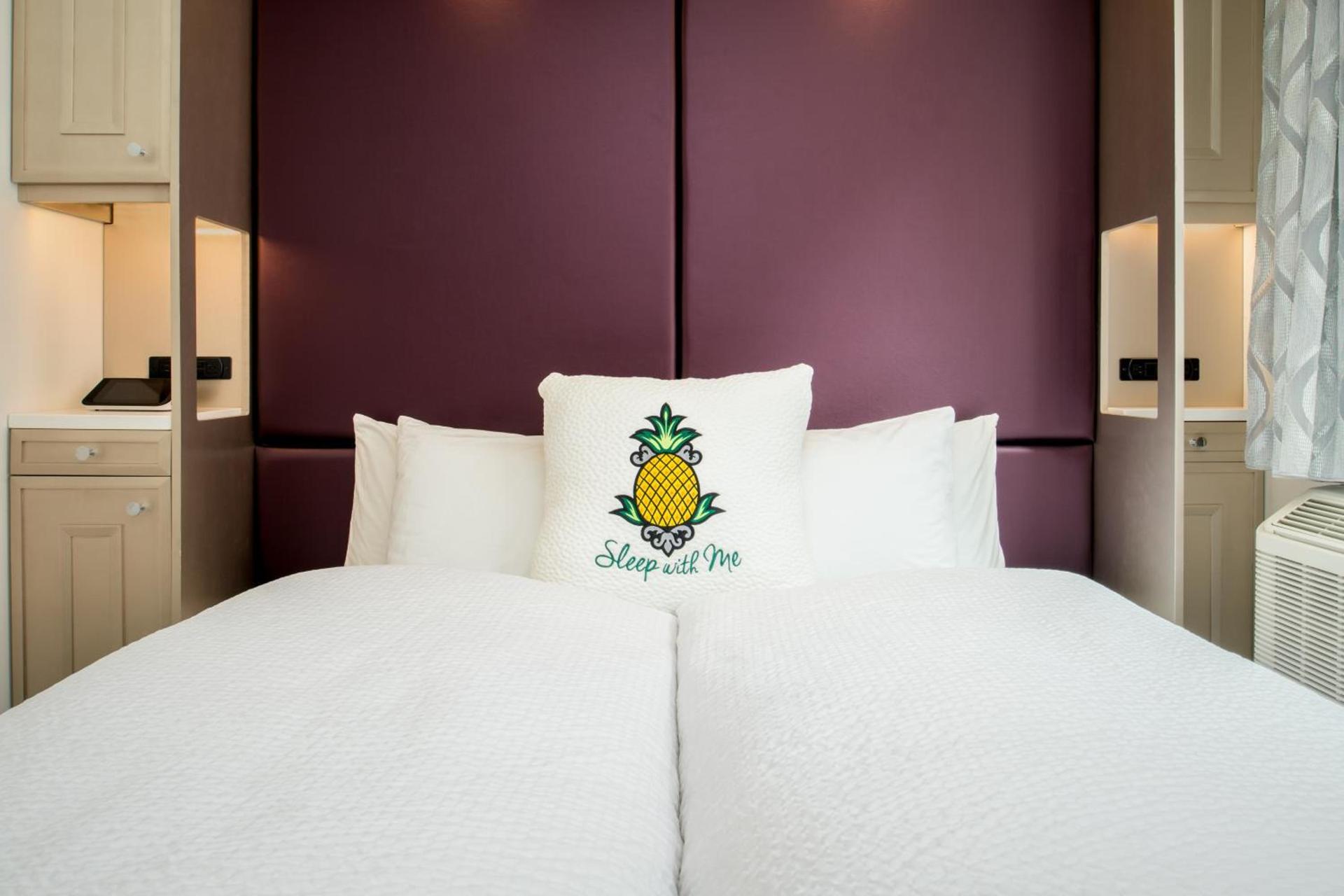 Staypineapple, An Artful Hotel, Midtown New York photo 45