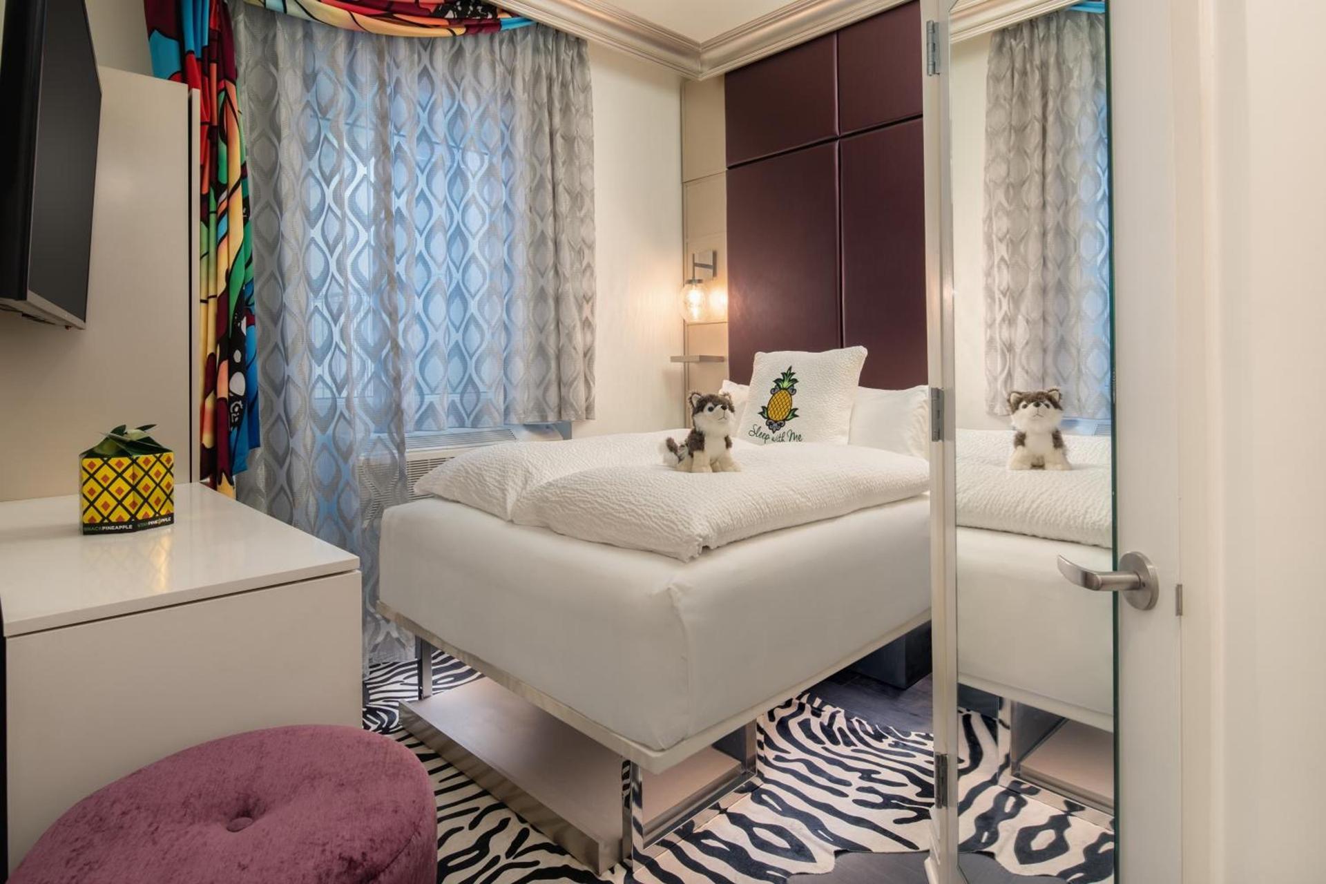 Staypineapple, An Artful Hotel, Midtown New York photo 54