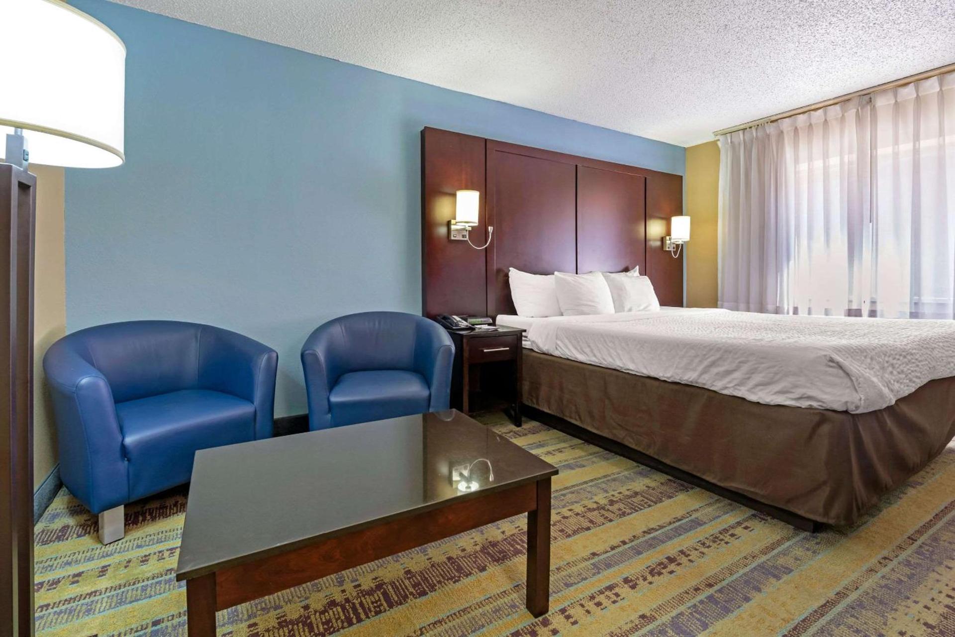 Clarion Hotel Conference Center Lexington North photo 72