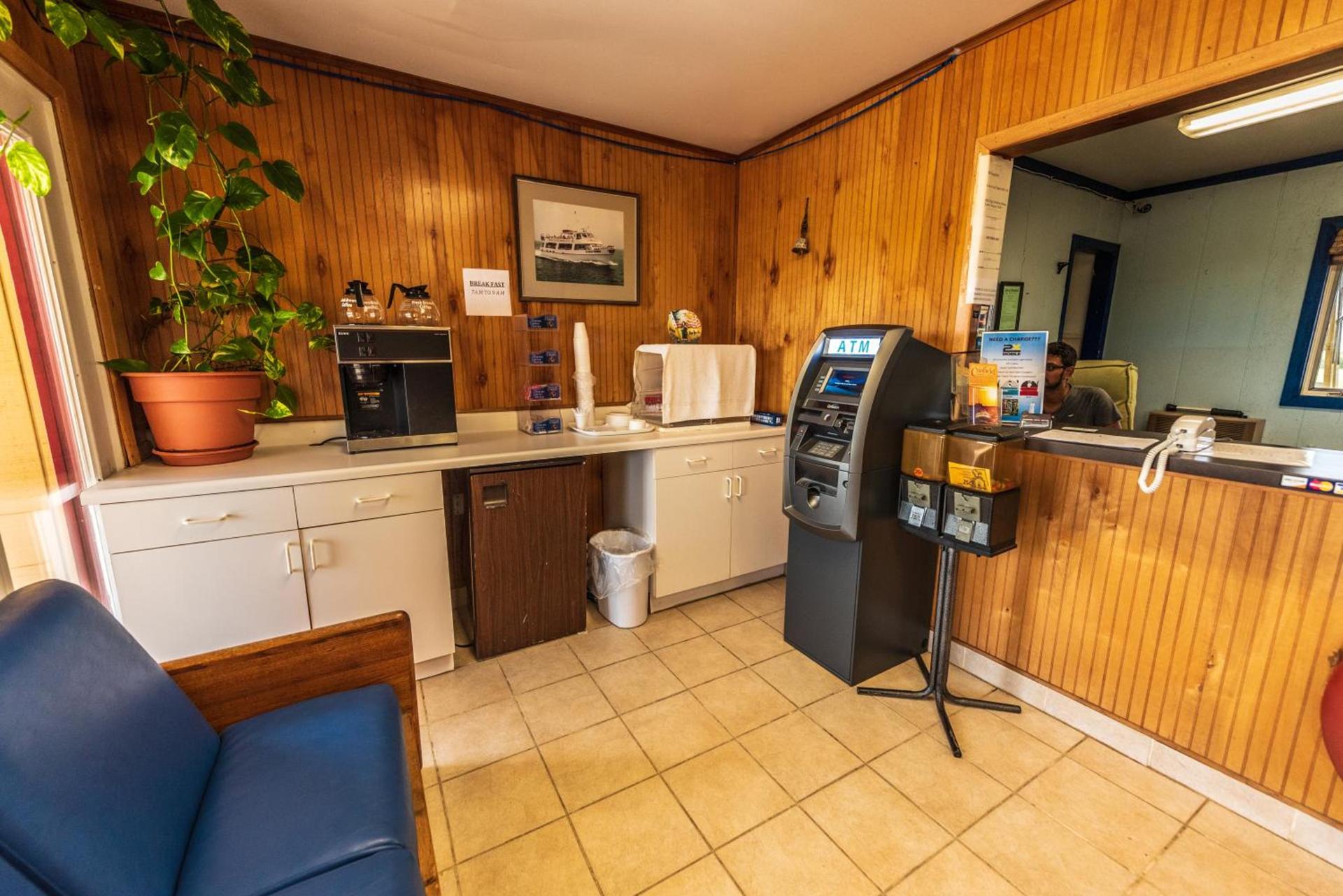Rodeway Inn at Somers Cove Marina photo 33
