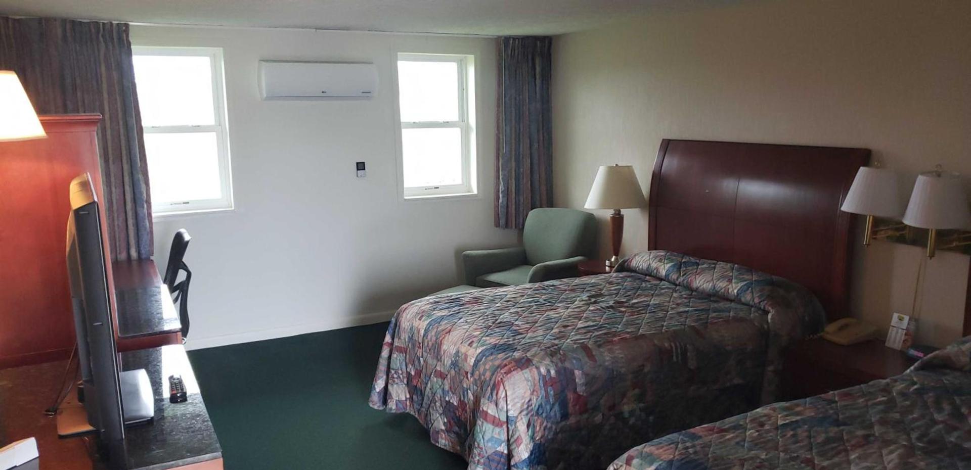 Huntingdon Motor Inn photo 24