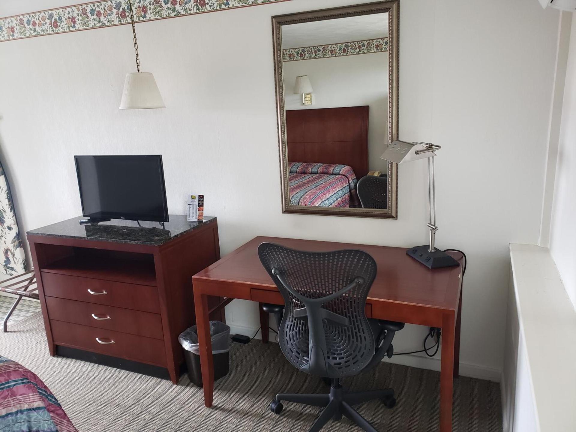 Huntingdon Motor Inn photo 14